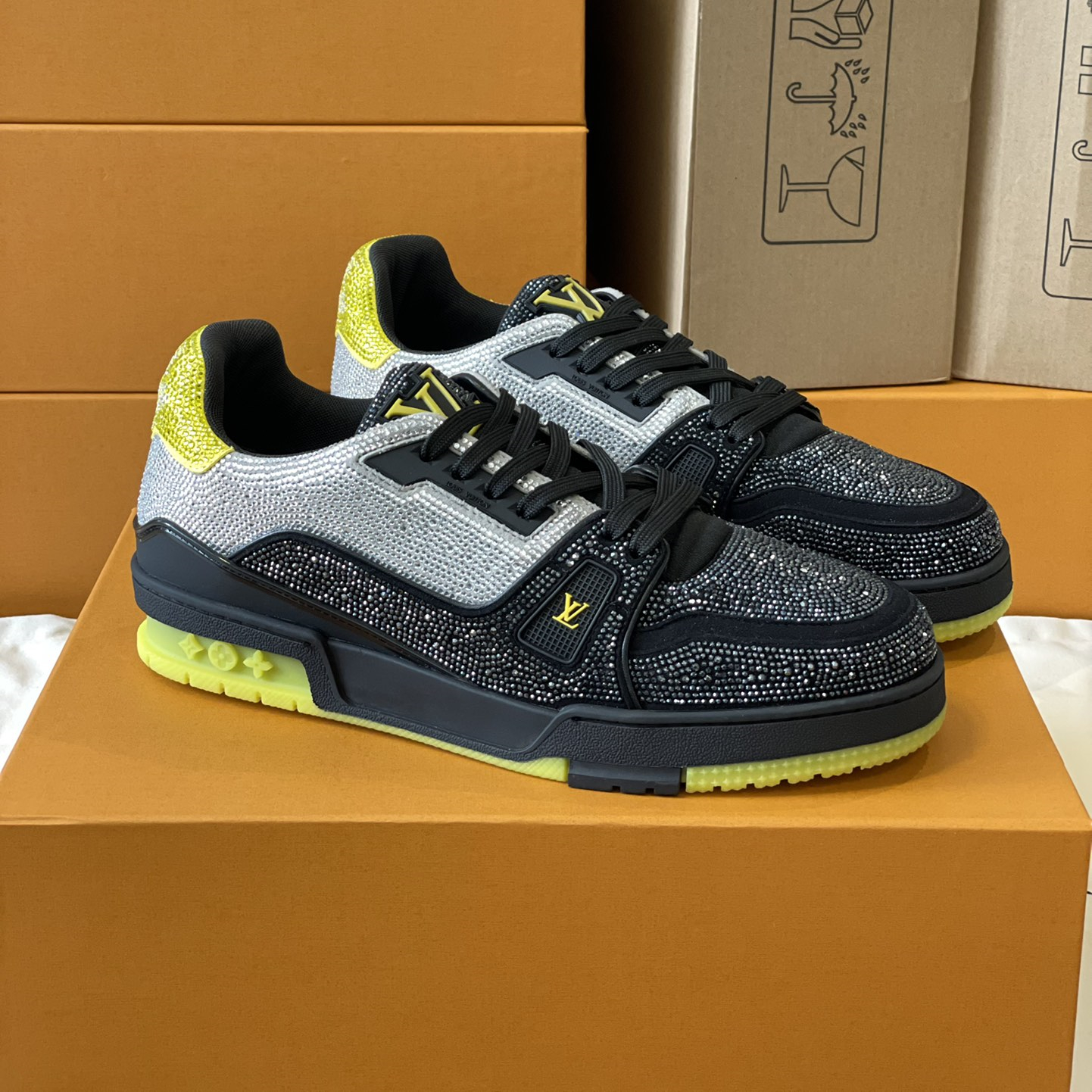 Louis Vuitton LV Trainer Diamond Sneaker Size 36-46