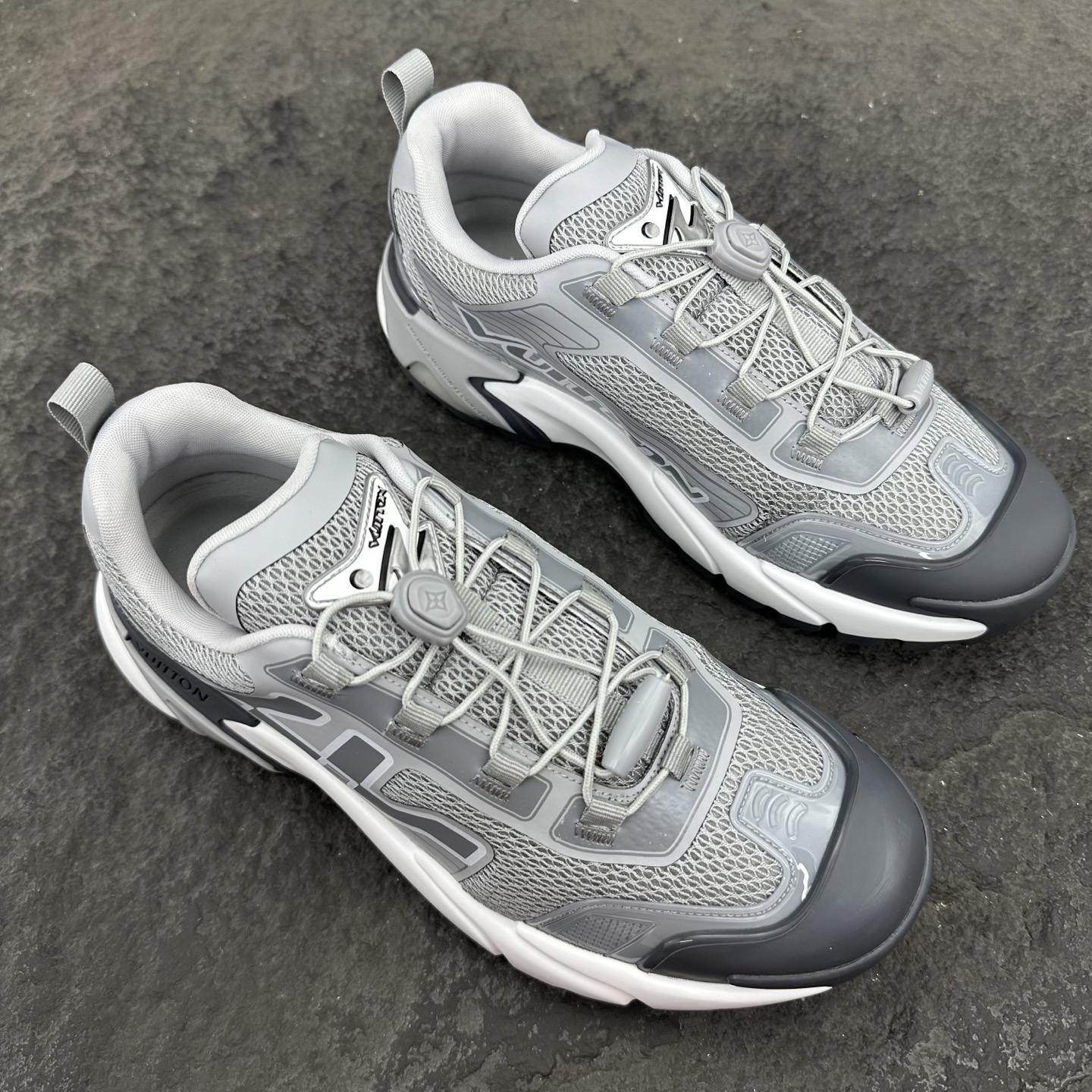 Louis Vuitton LV Runner Tatic Sneaker Size 38-46