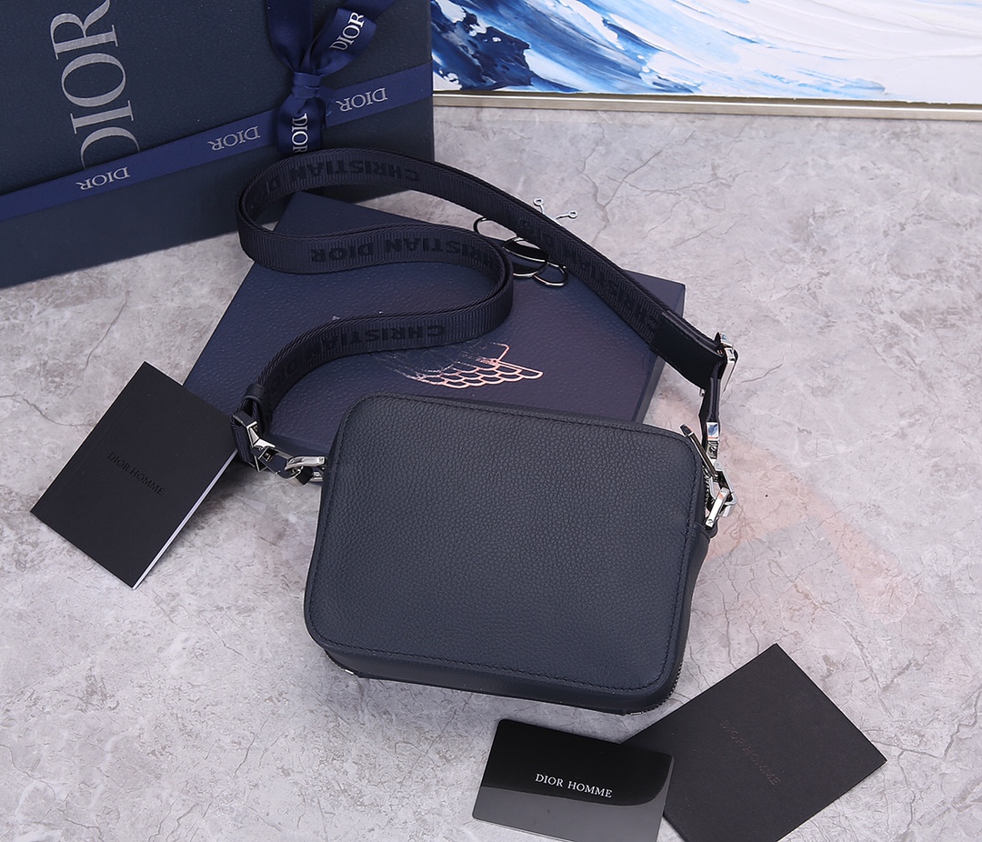 Dior Mens Shoulder Bags 17*12.5*6cm