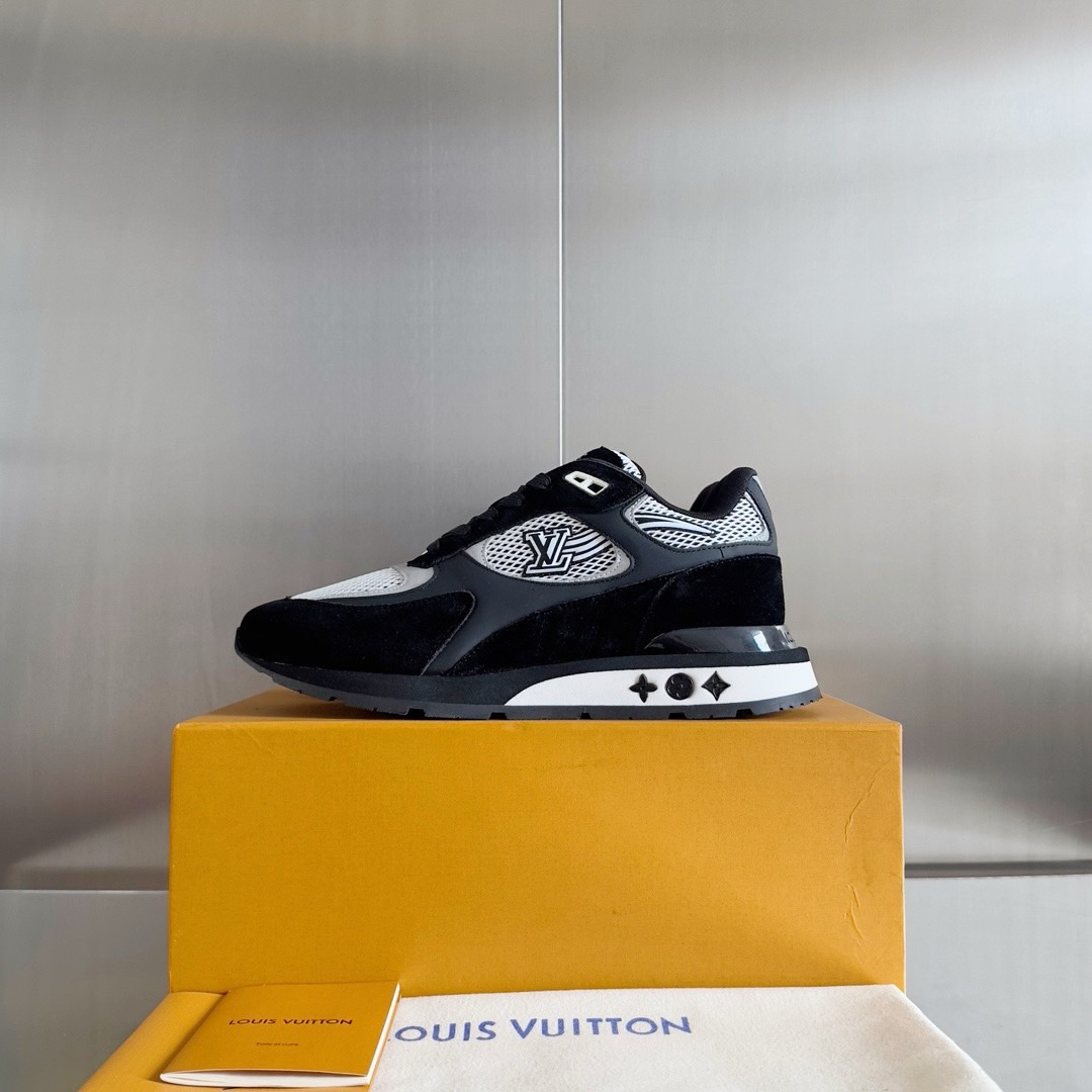 Louis Vuitton Run Away Sneaker Size 40-46