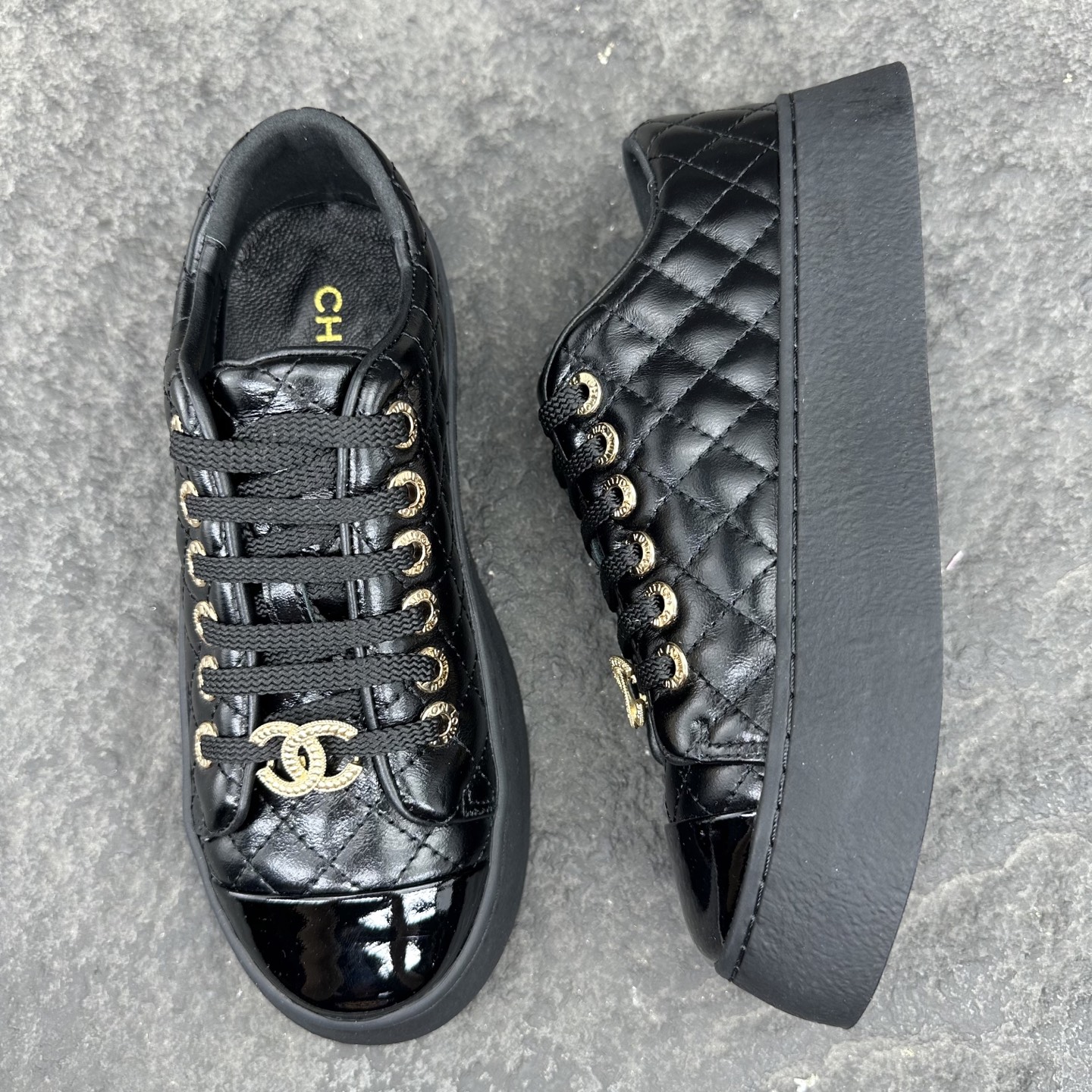 Chanel 2025ss Women Sneaker Size 35-40