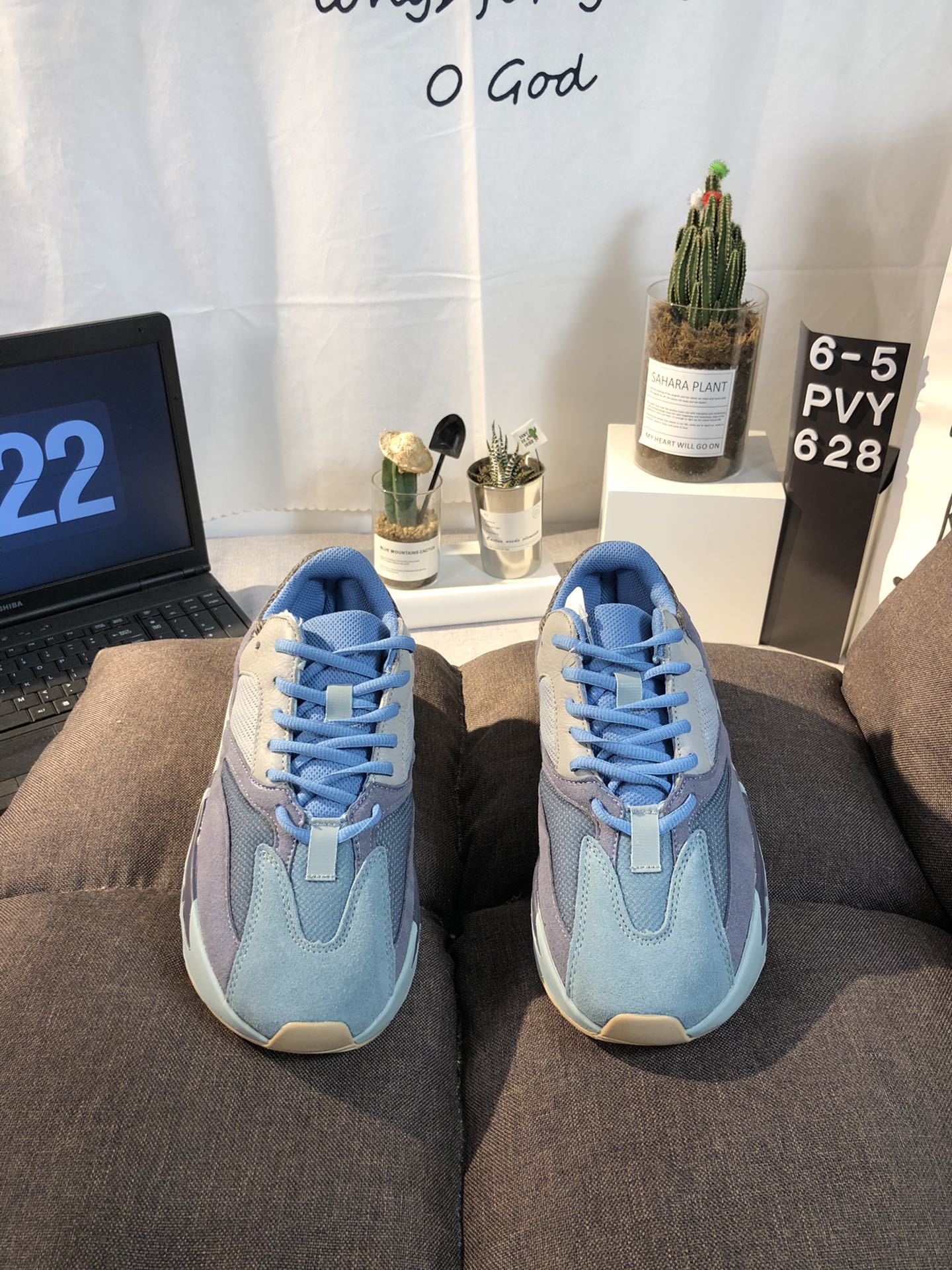Yeezy 700 Boost Mens/Women's Sneakers Shoes 36 - 45