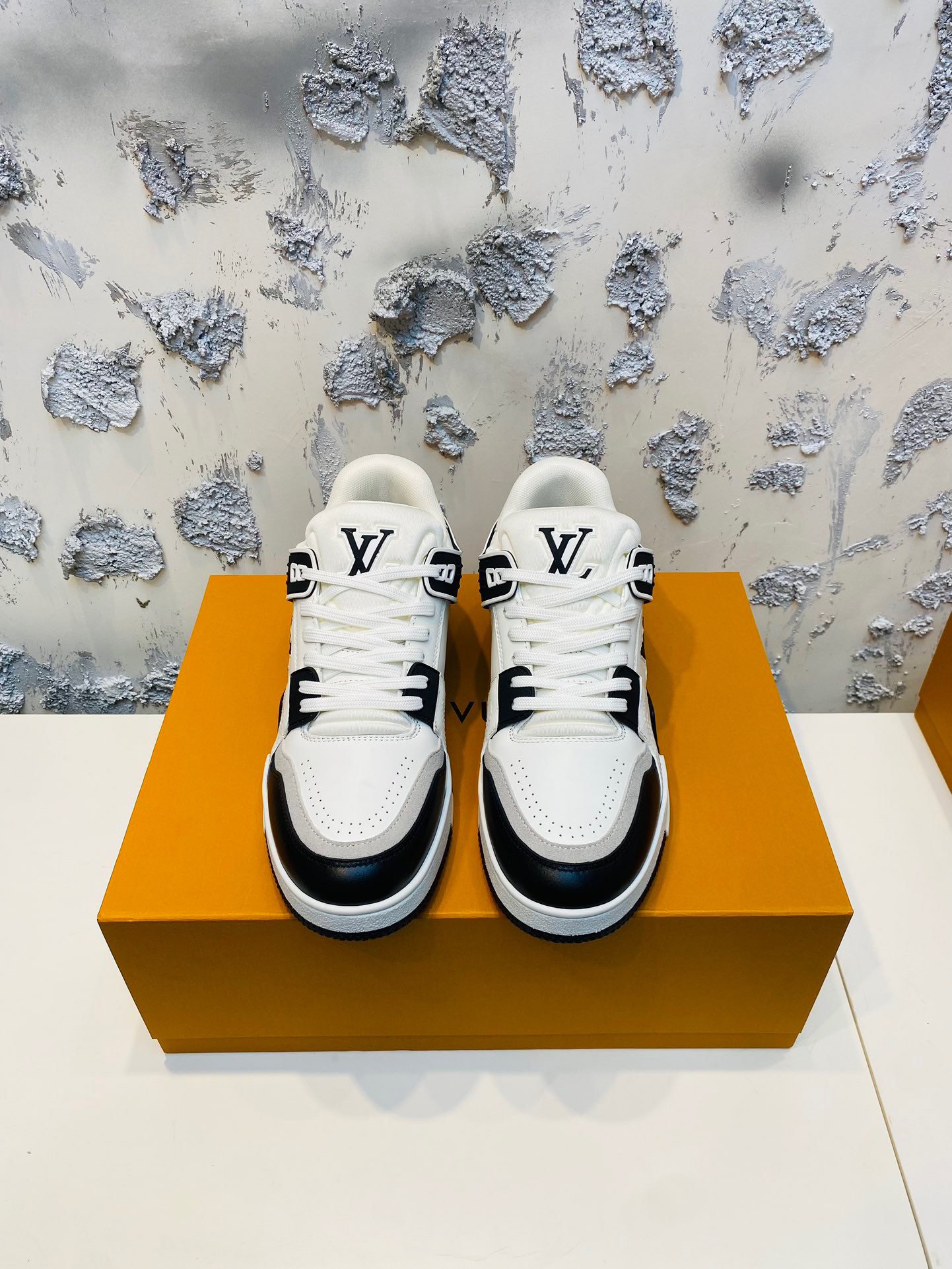 Louis Vuitton LV Trainer x Tyler Sneaker Size 40-46