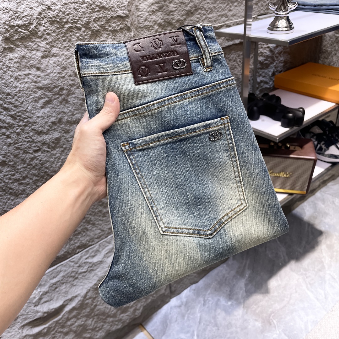 Valentino Jeans Men Size 28-38