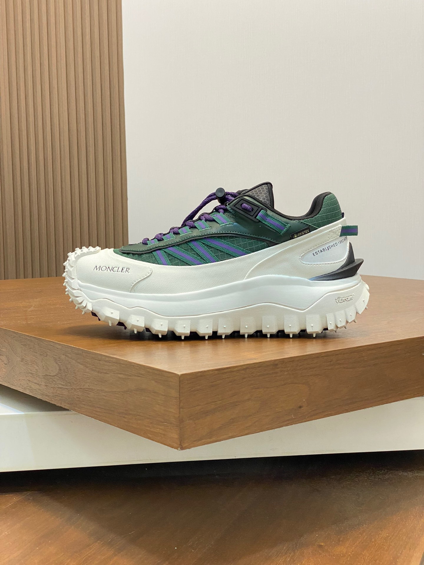 Moncler Trailgrip Gtx Sneaker Size 40-45