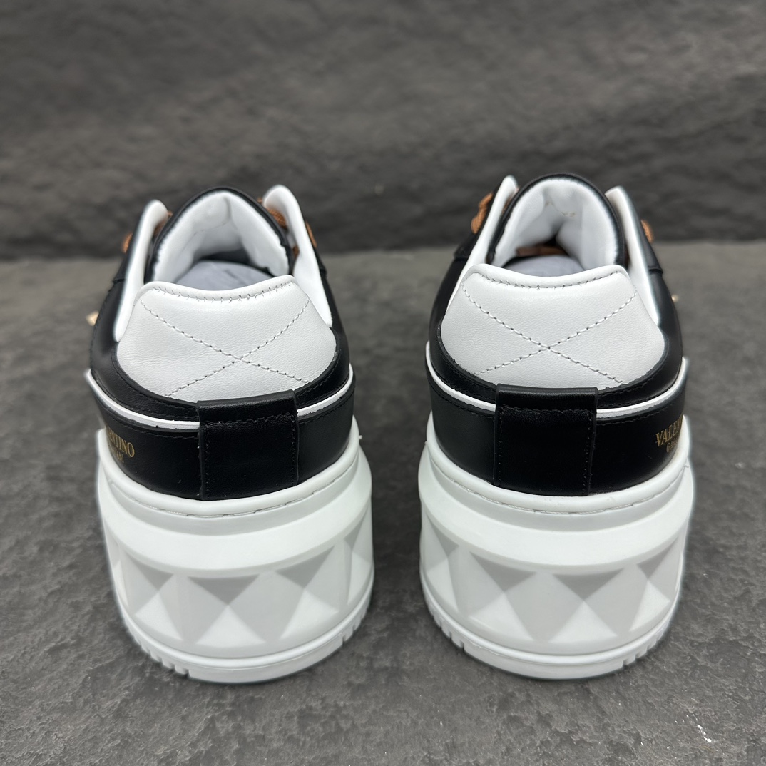 Valentino One Stud XL Sneaker Size 36-46