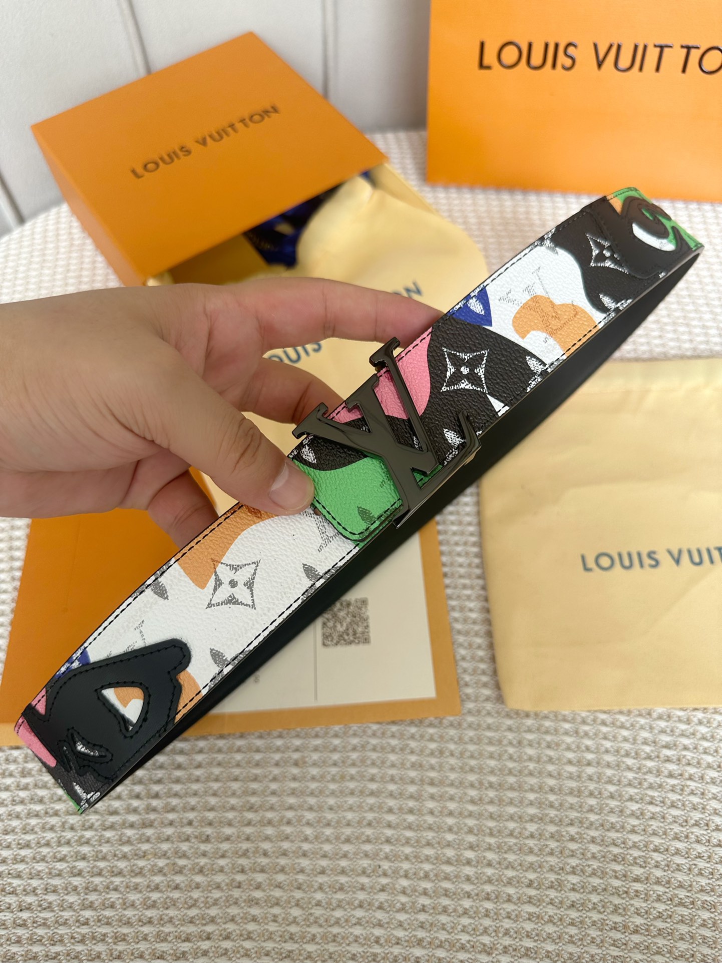 Louis Vuitton Men Belt Width 4cm