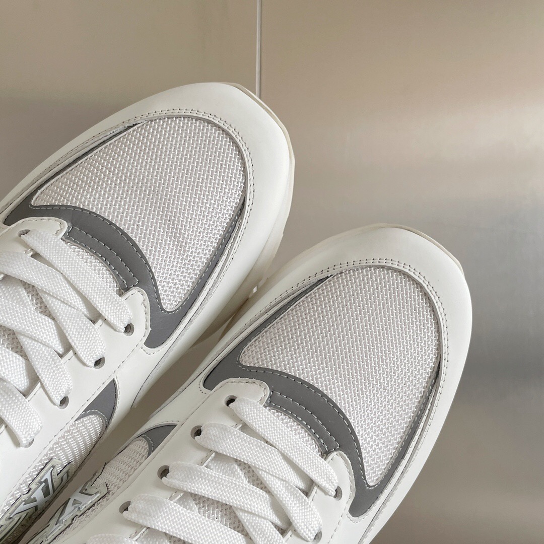 Louis Vuitton Run Away Sneaker Size 40-45