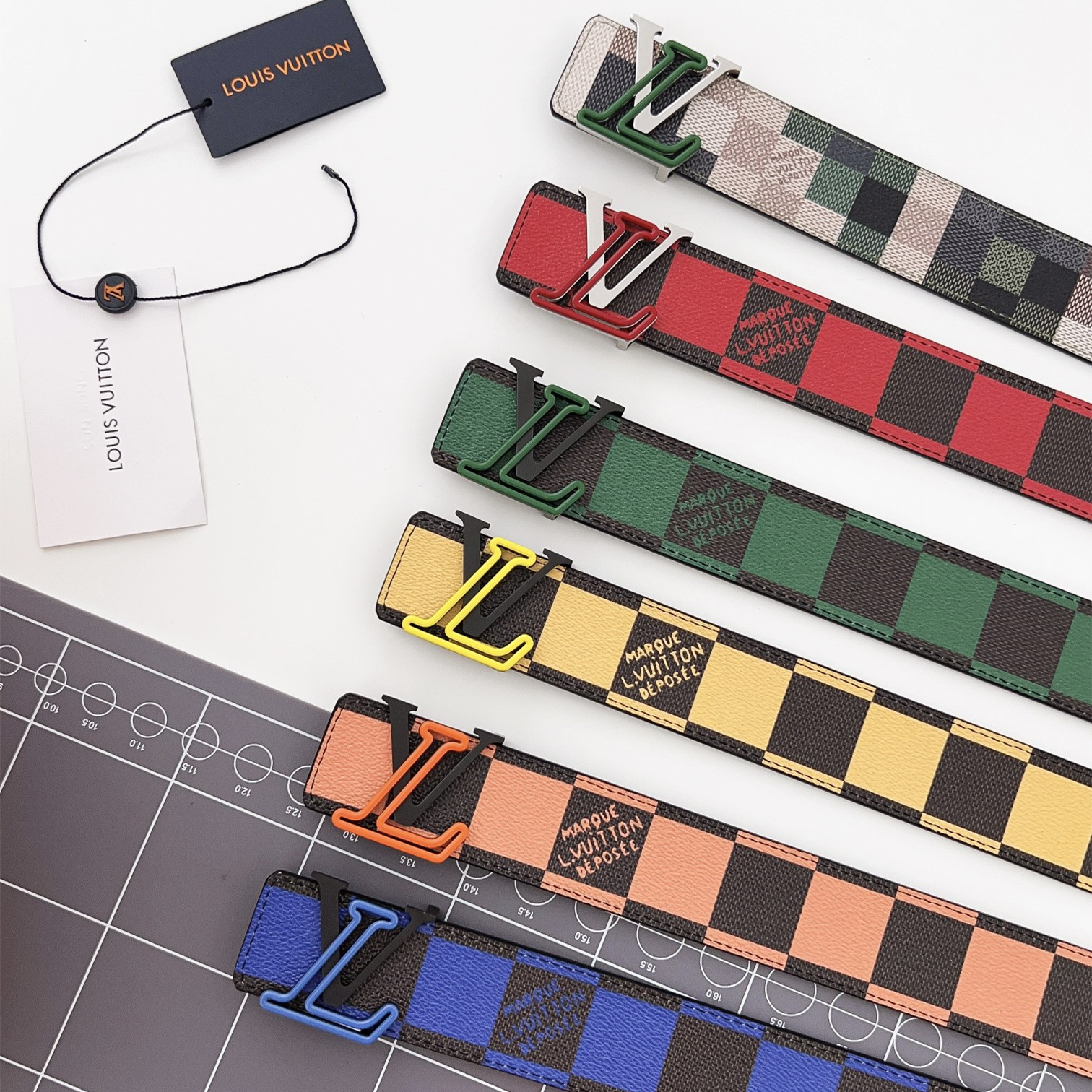 Louis Vuitton Men Belt Width 4cm