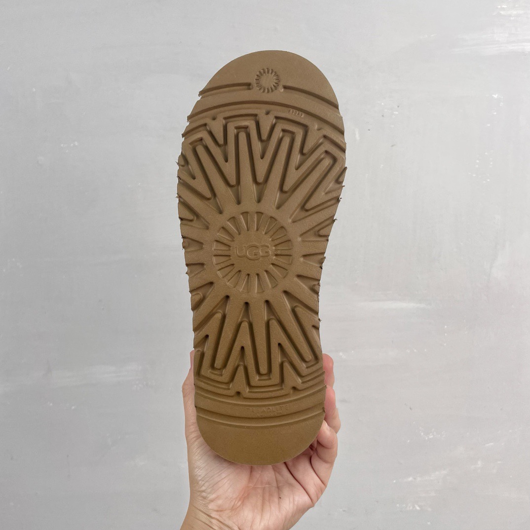 UGG Women Boots Size 35-40