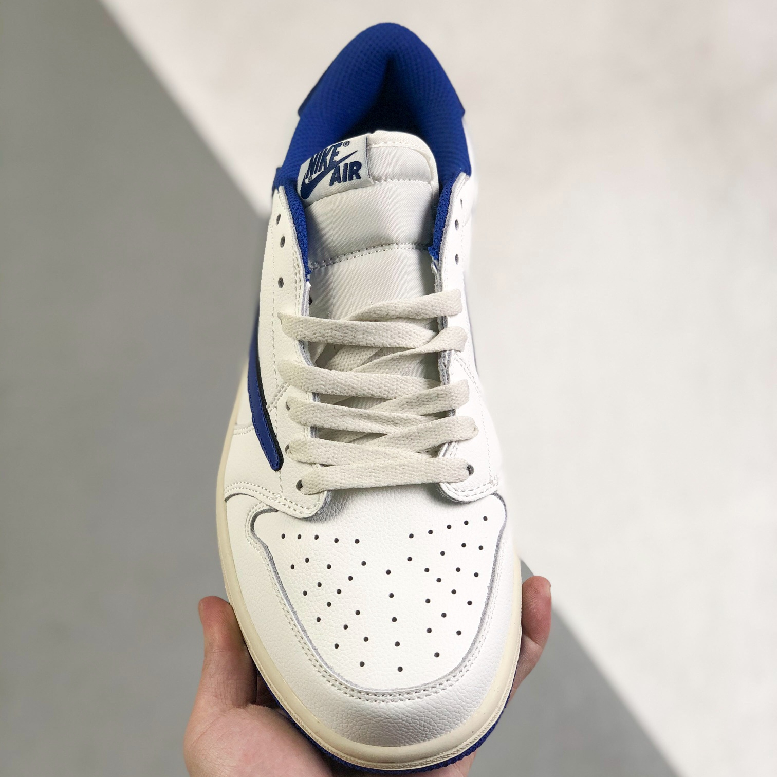 Nike Air Jordan 1 x Travis Scott Low Top Sneaker Shoes Gr. 36-46