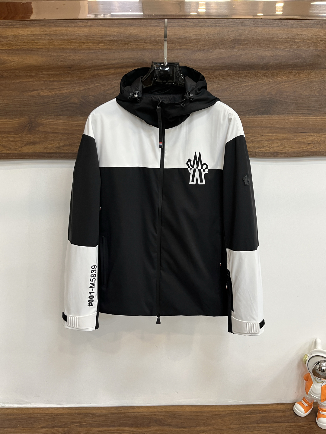 Moncler Unisex Jacket Size M-XXXL