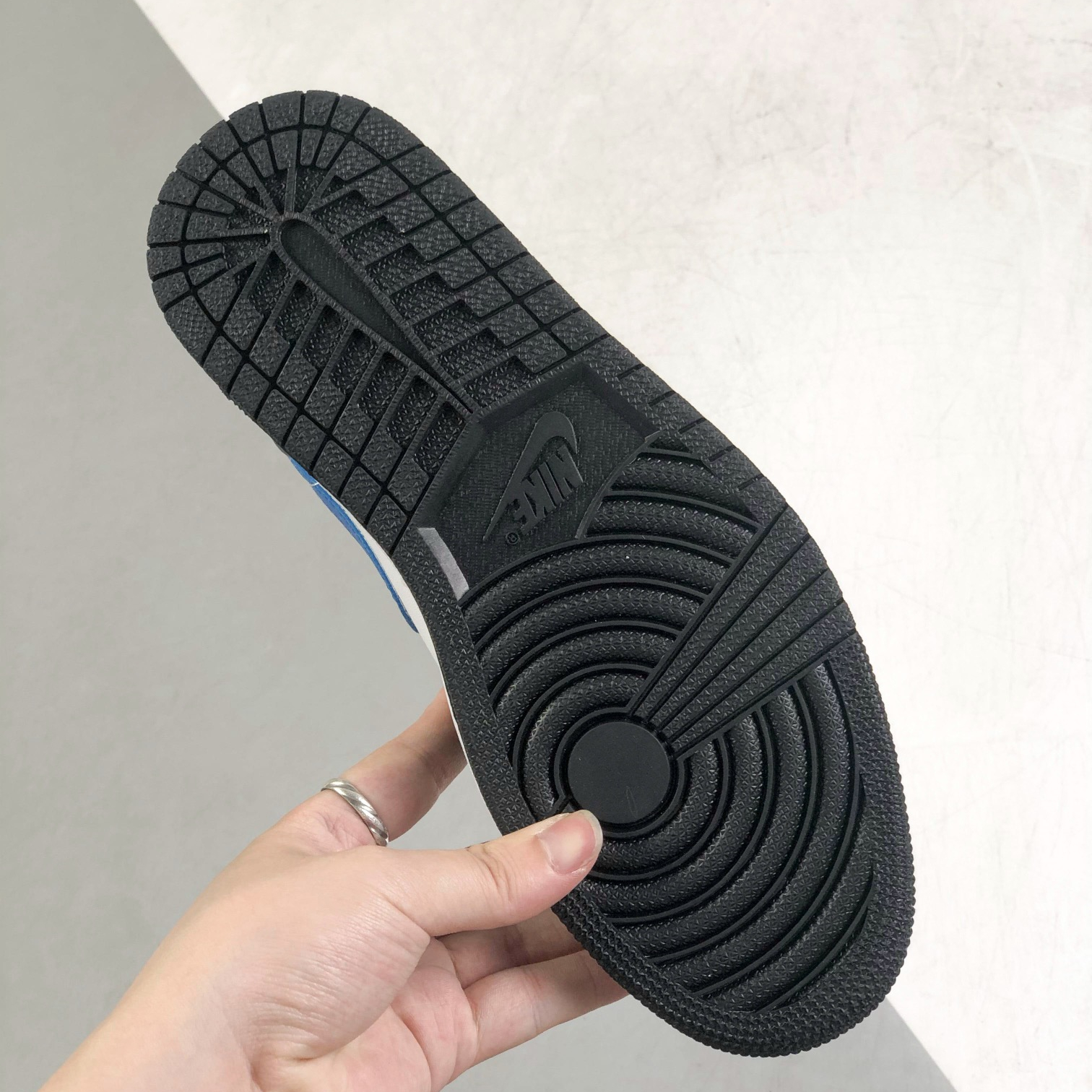 Nike Air Jordan 1 Low Top Sneakers Shoes Gr. 36-46