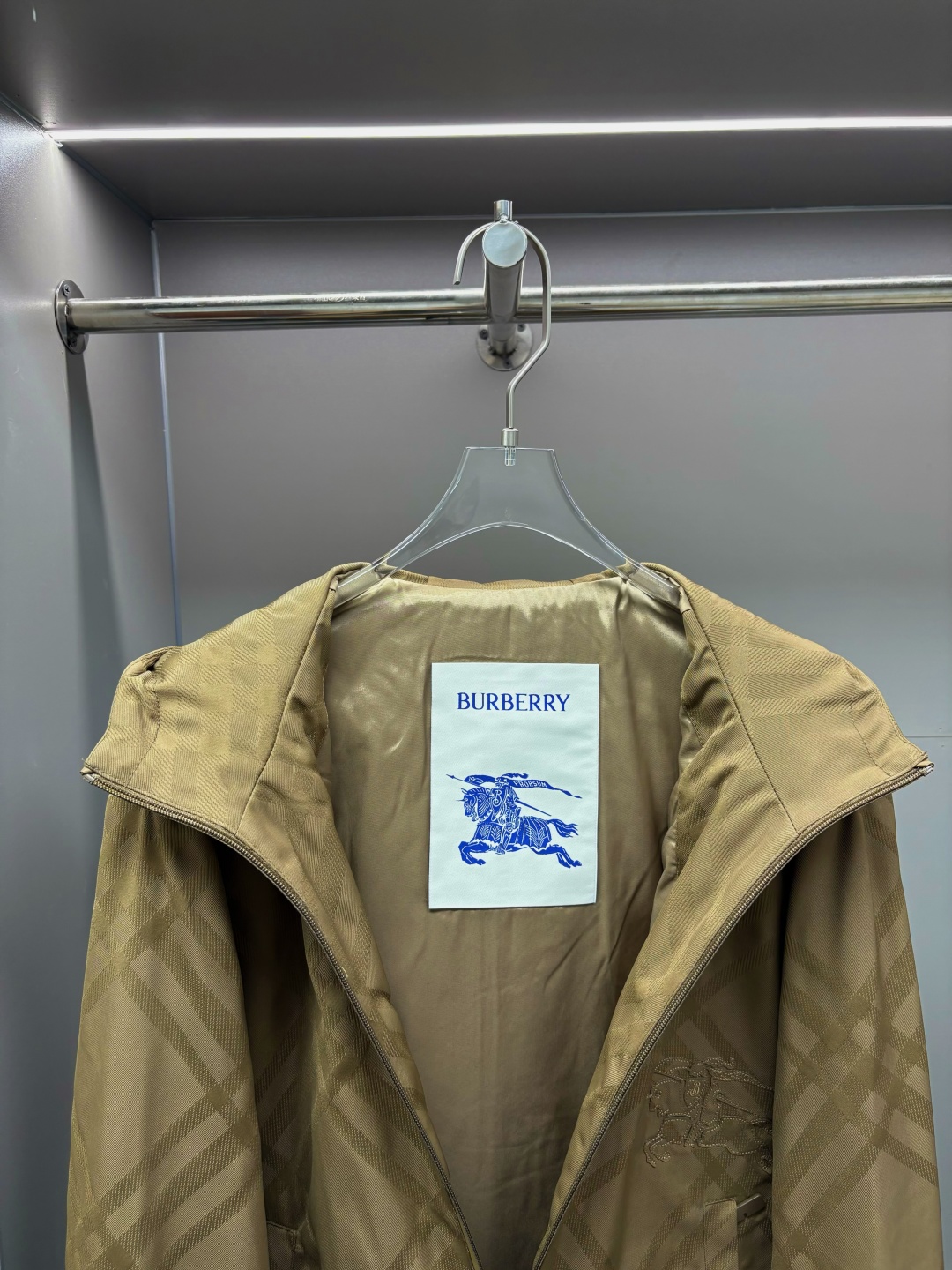 Burberry Unisex Jacket Size S-XXL