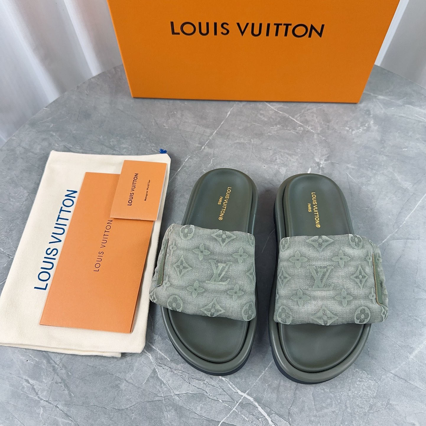 Louis Vuitton 2024ss Pool Pillow Comfort Slippers Size 36-45