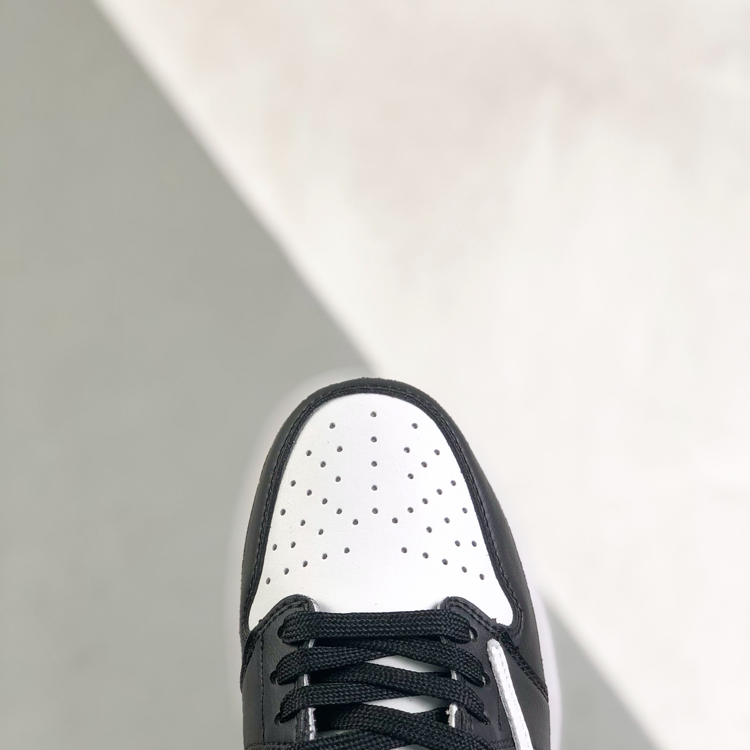 Nike Air Jordan 1 x Travis Scott Low Top Sneaker Shoes Gr. 36-46