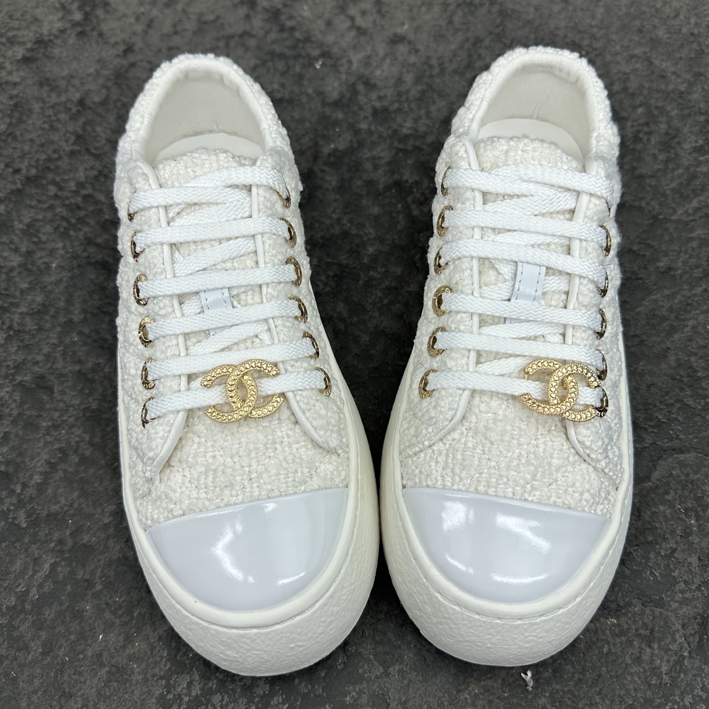 Chanel 2025ss Women Sneaker Size 35-40