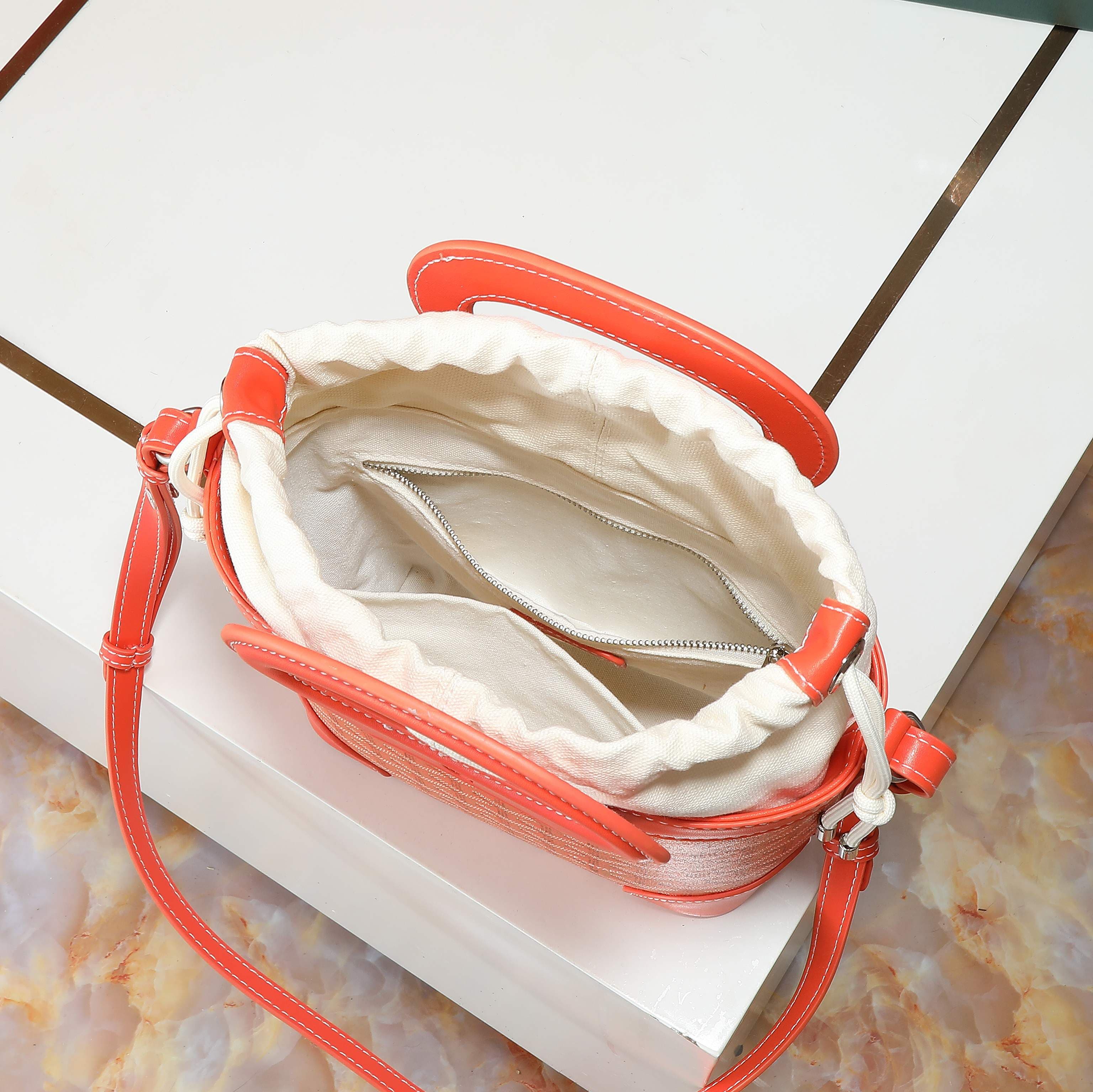 Goyard Beluga Shoulder Bags Size 23*18.5*8cm