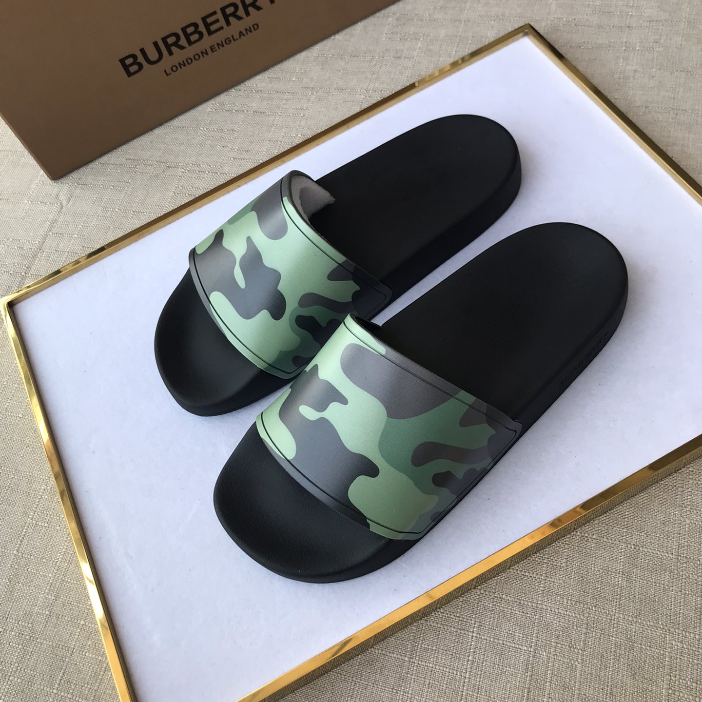 Burberry Mens Women Sandals Gr. 36-46