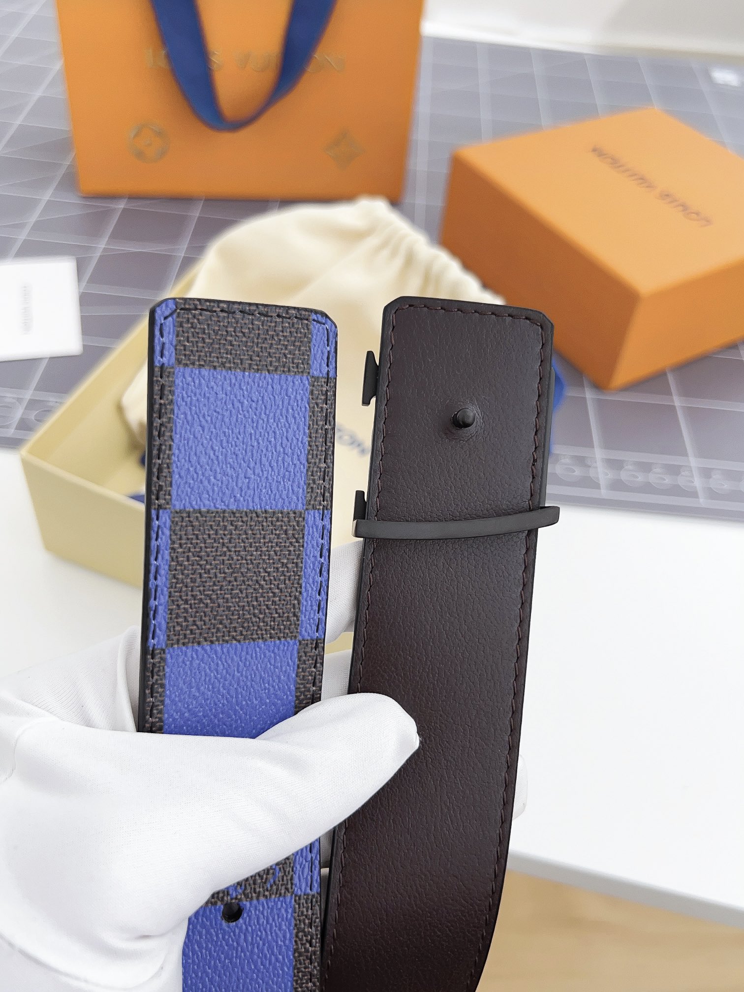 Louis Vuitton Men Belt Width 4cm