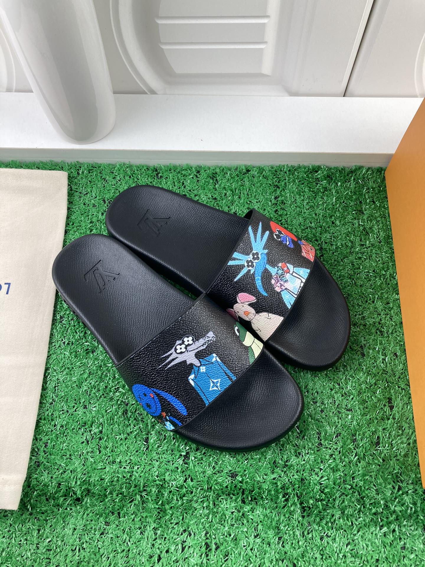 Louis Vuitton 2024ss Candy Series Slippers Size 36-45