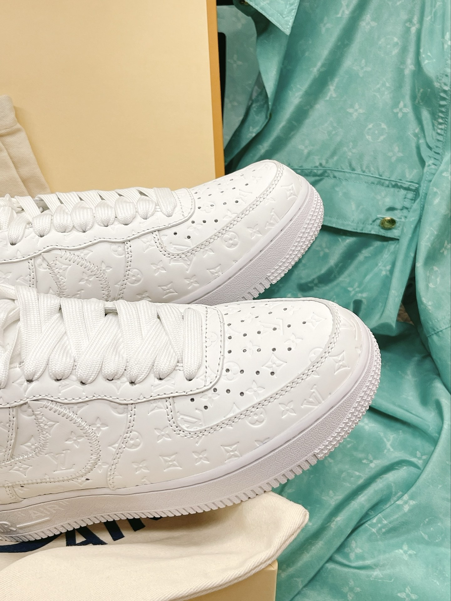 Nike Air Force 1 & Louis Vuitton Sneaker Size 36-45