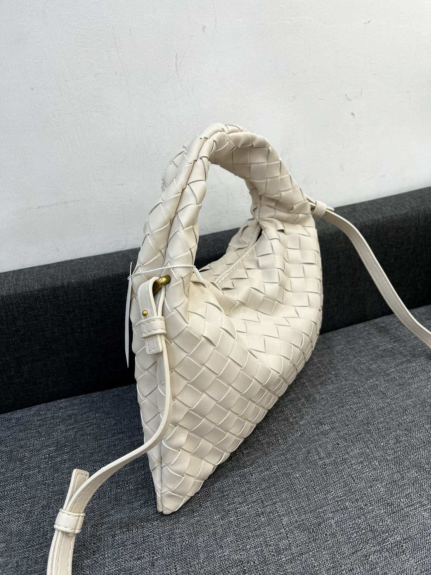 Bottega Veneta HO Shoulder Bags 28*17cm