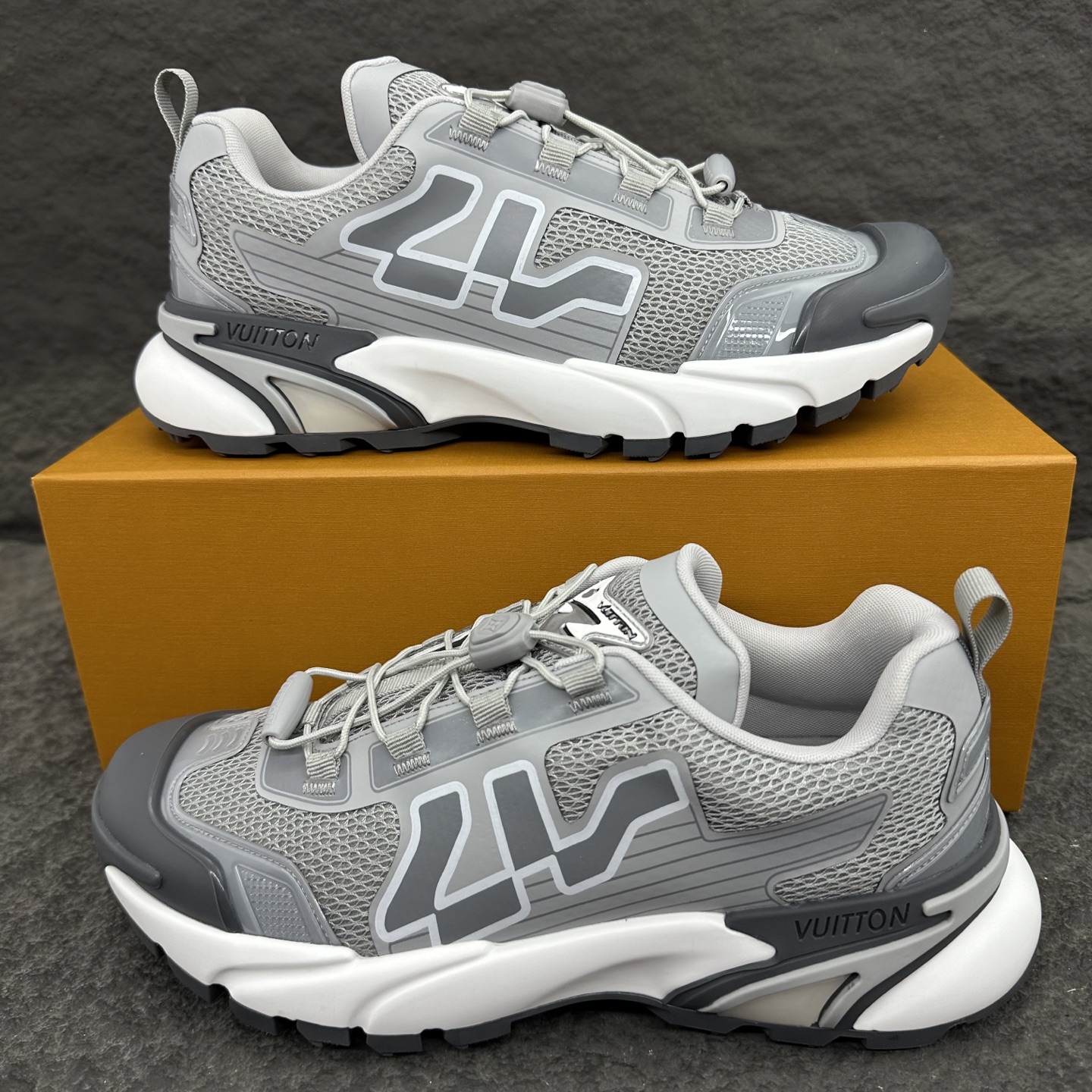 Louis Vuitton LV Runner Tatic Sneaker Size 38-46