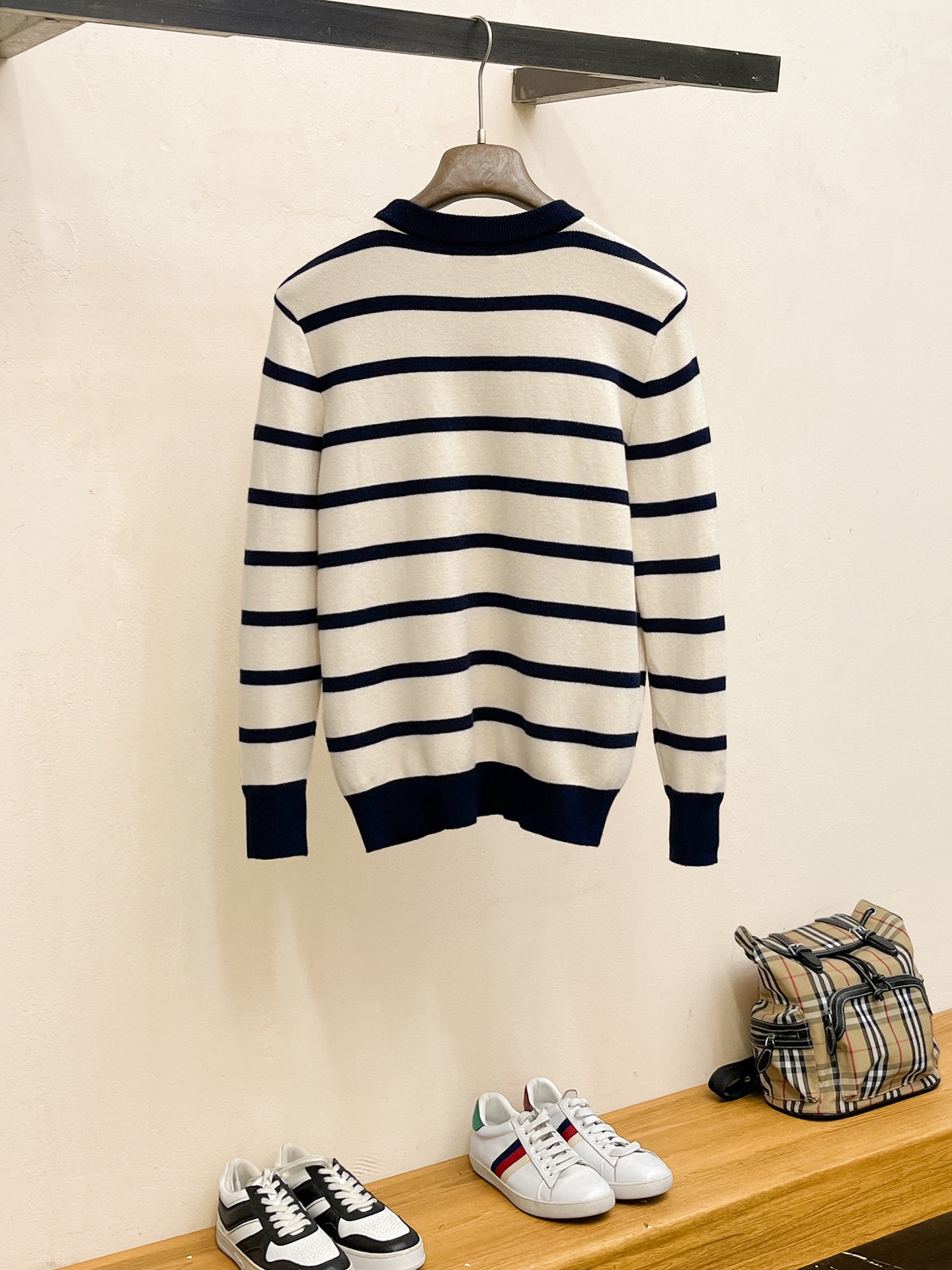 Gucci Unisex Sweatshirt Size M-XXXL