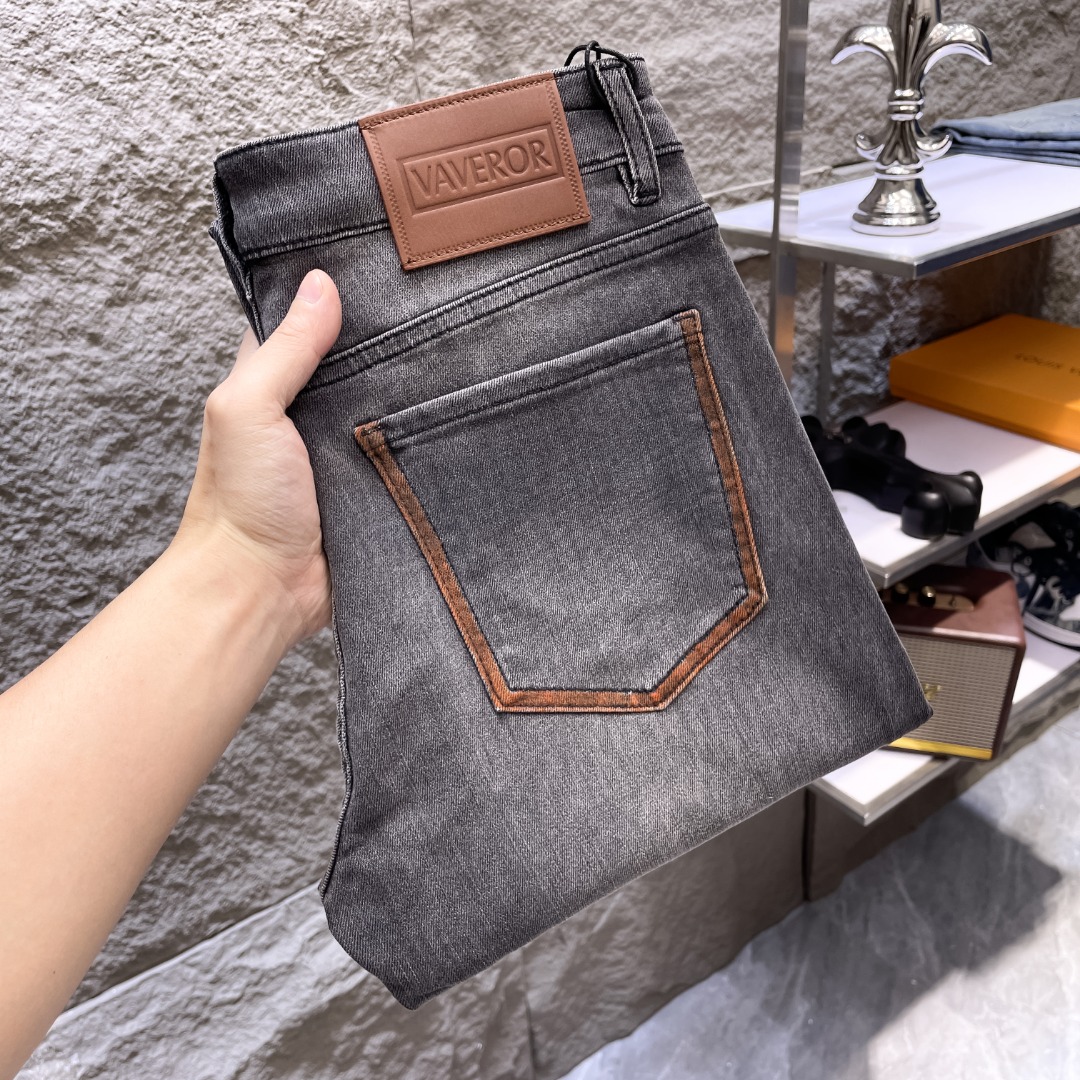 Valentino Jeans Men Size 28-38