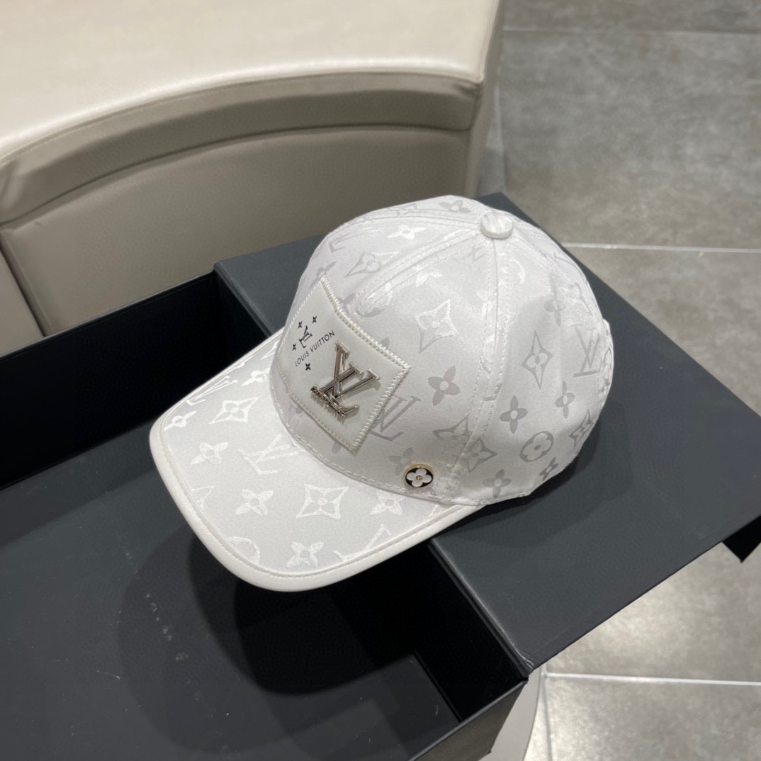 Louis Vuitton Baseball Cap 2-Color