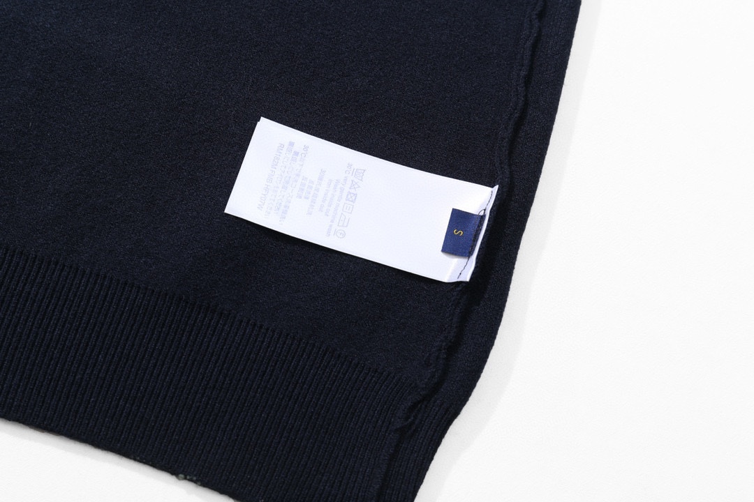 Louis Vuitton Unisex Sweatshirt Size S-XL