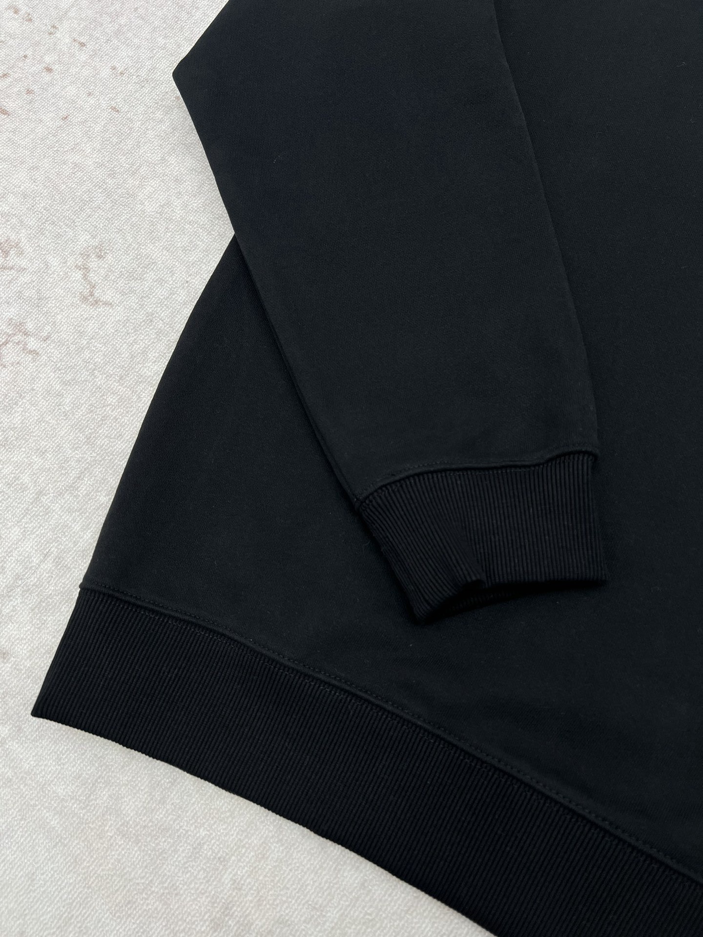 Burberry Unisex Sweatshirt Size S-XL