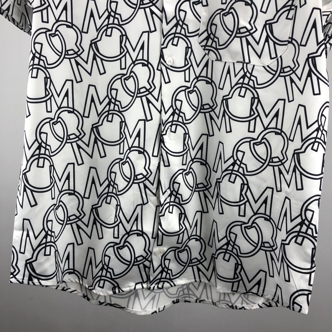 Moncler Sommeranzug Size S-XXL