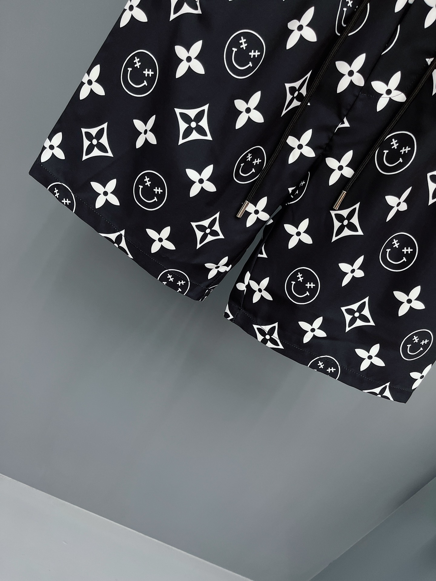 Louis Vuitton Beach Pants Size M-XXXL