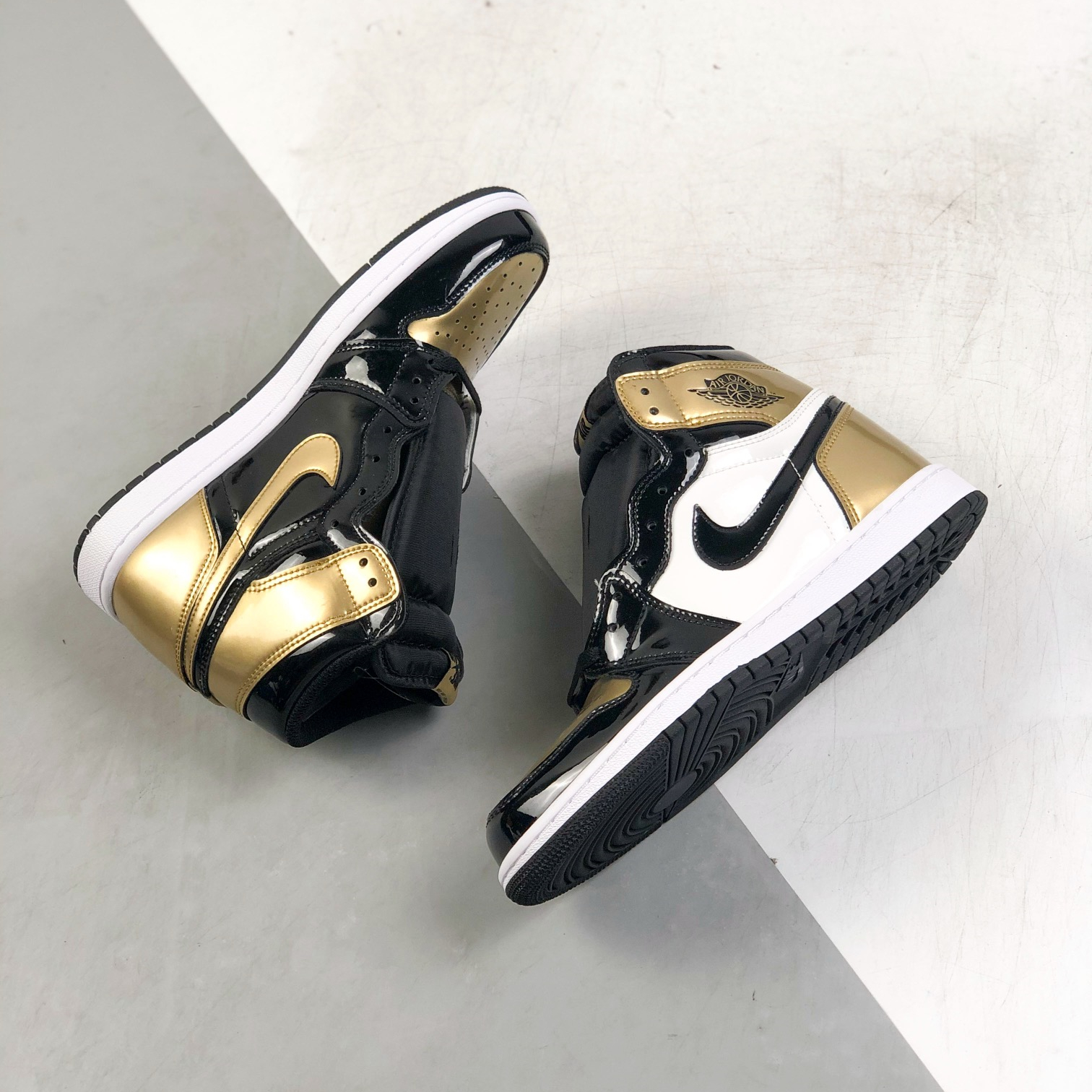 Nike Air Jordan 1 High Top Sneakers Shoes Gr. 36-46