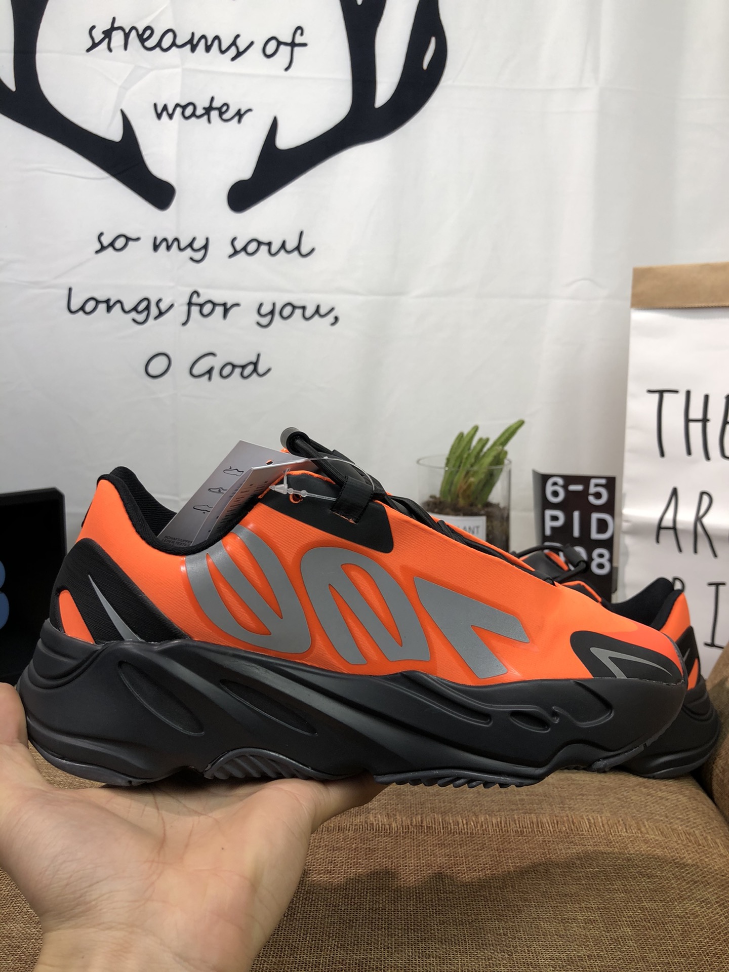 Yeezy 700 V2 Mens/Women's Sneakers Shoes 36 - 45