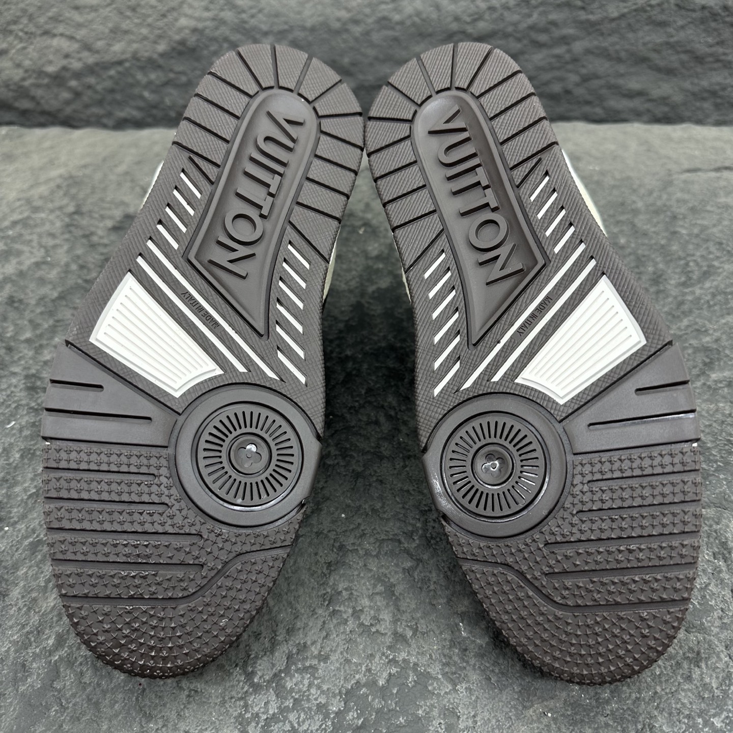 Louis Vuitton LV Trainer Sneaker Size 36-46