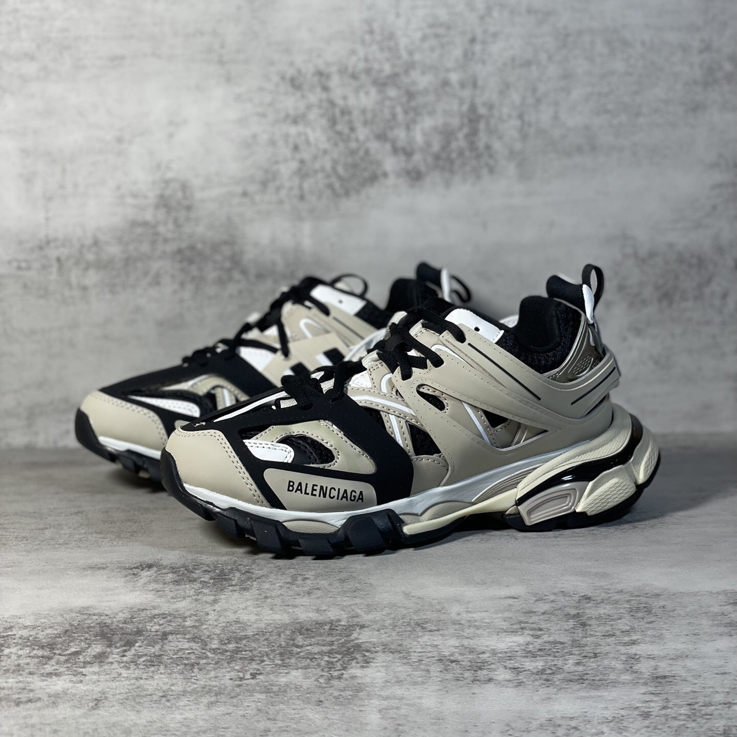 Balenciaga Track 2.0 Sneaker Size 36-46