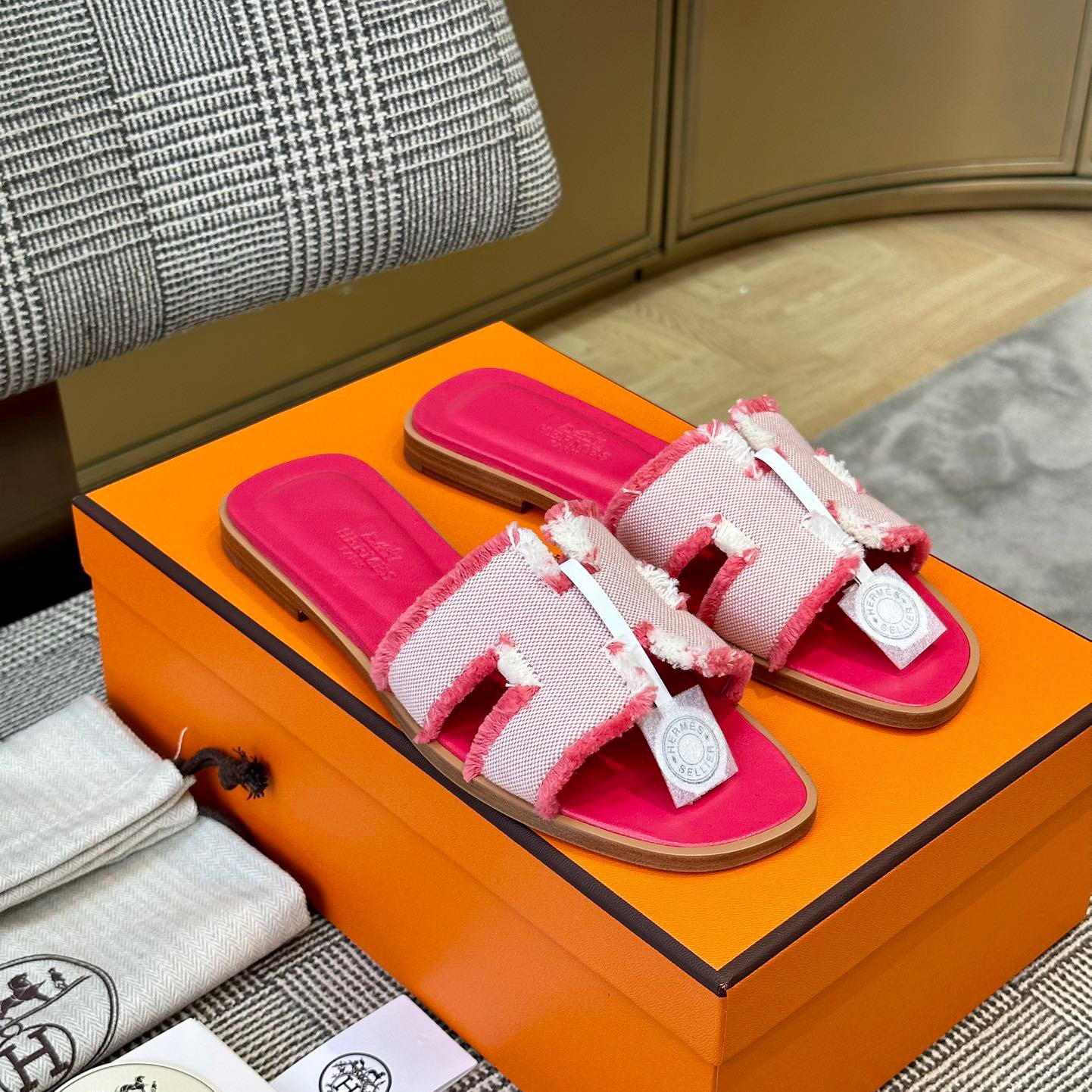 Hermes Oran Slippers Size 35-41 3-Color