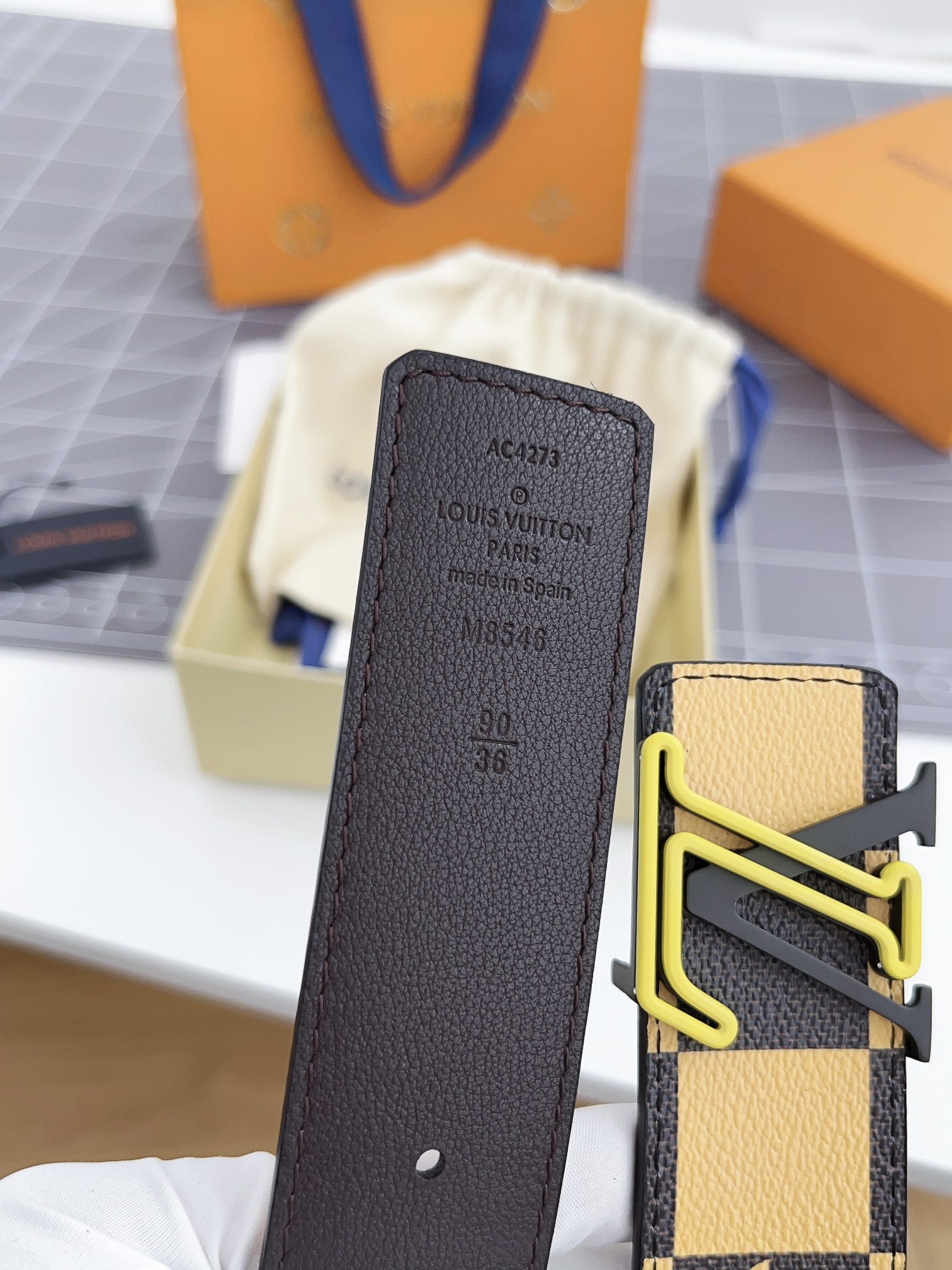 Louis Vuitton Men Belt Width 4cm