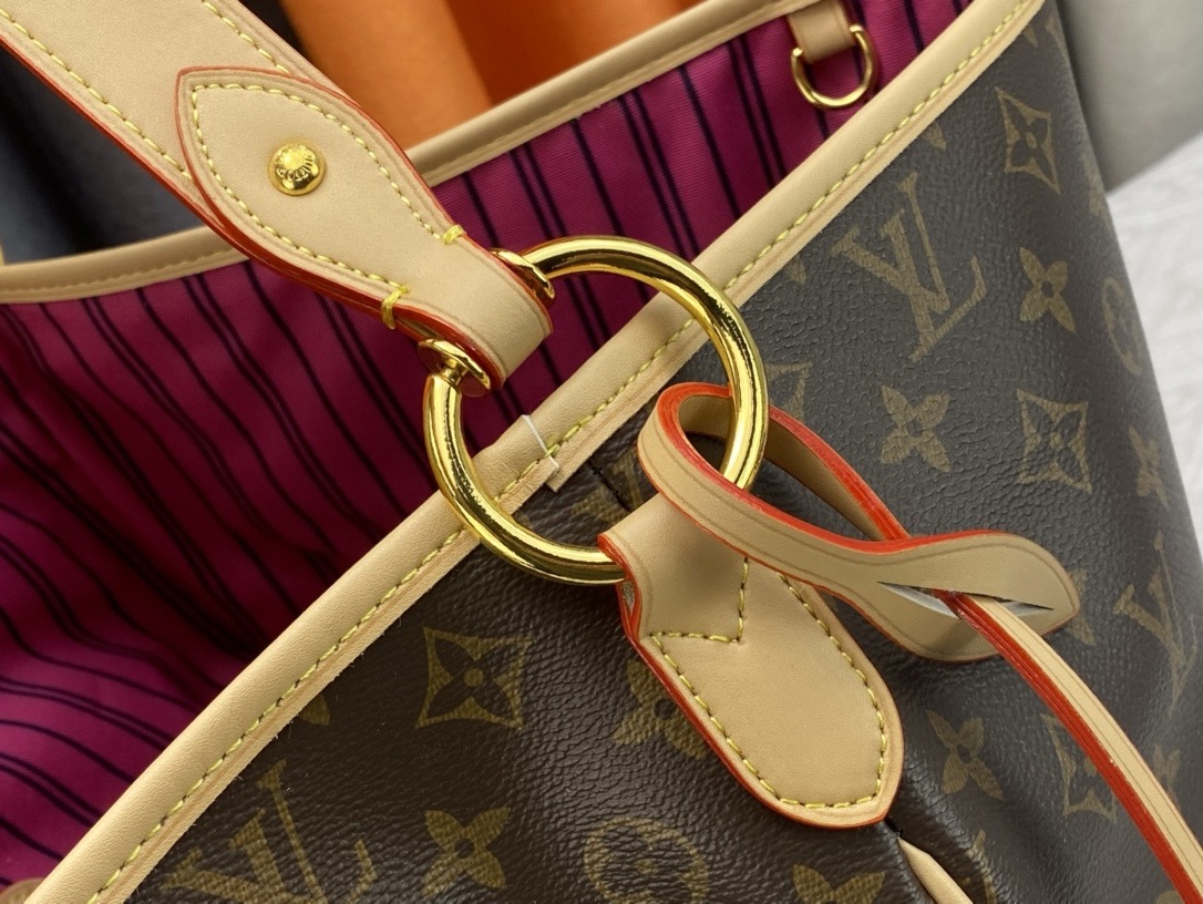 Louis Vuitton Shopping Bags 41*33*15cm