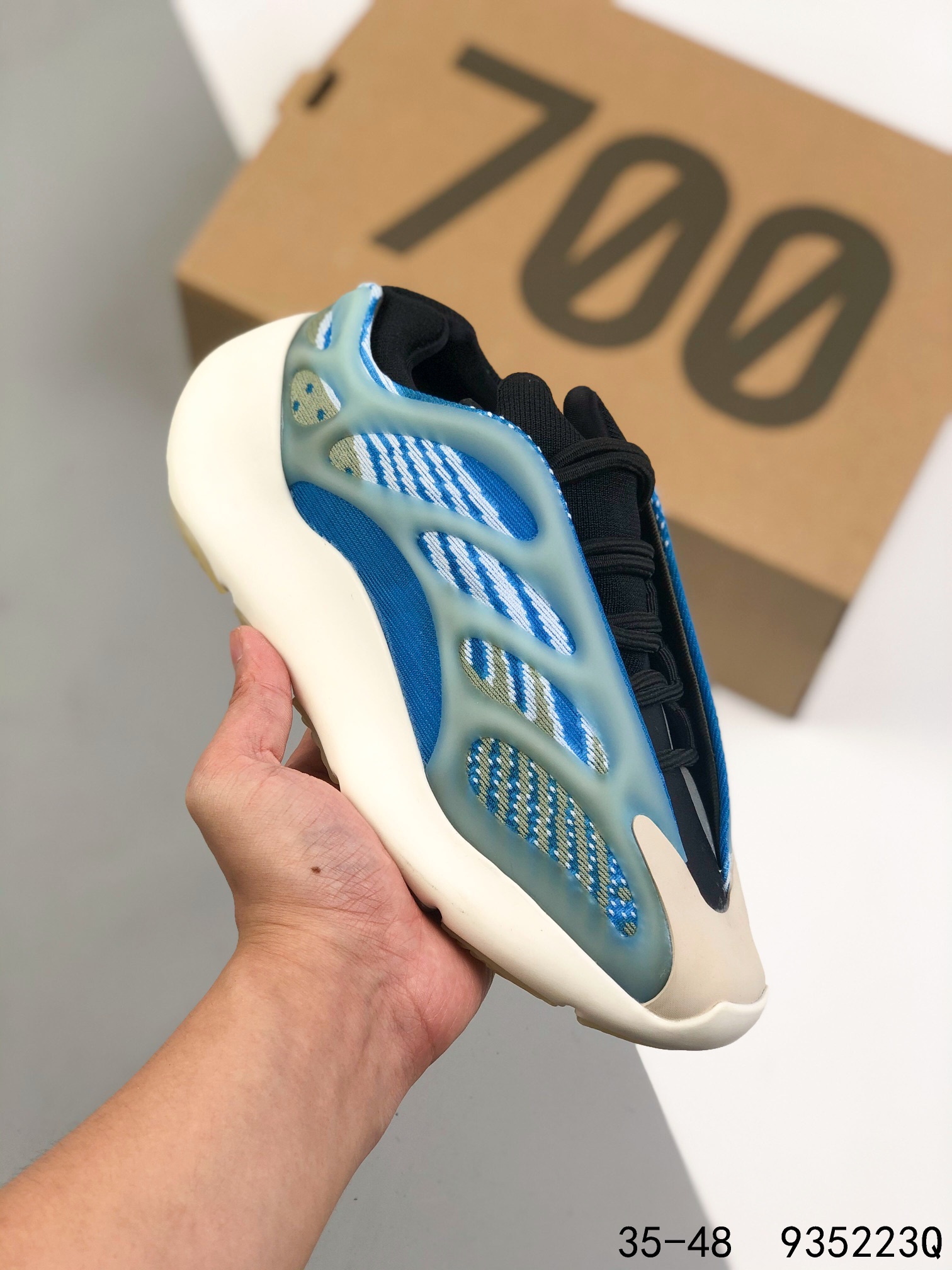 Yeezy 700 V3 Mens/Women's Sneakers Shoes 35 - 48