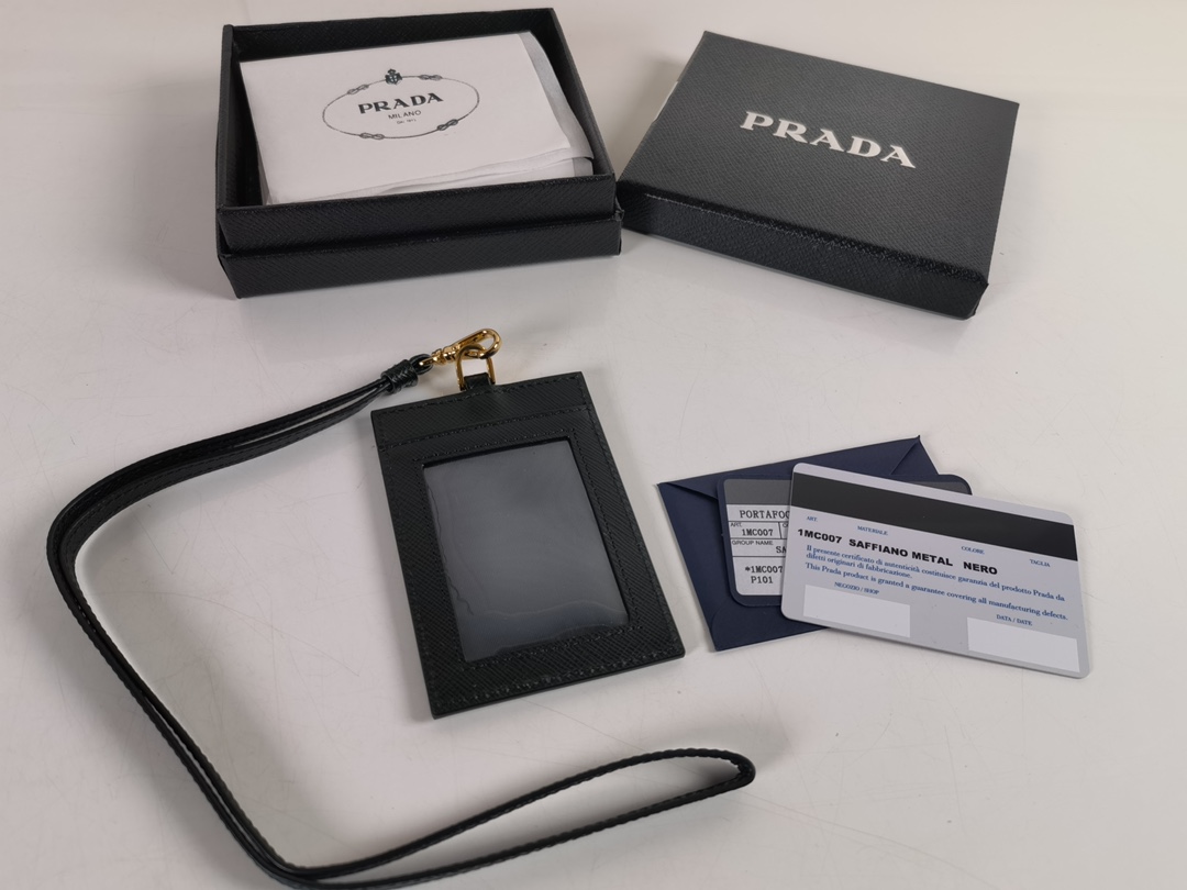 Prada Card Holder Size 10*7cm