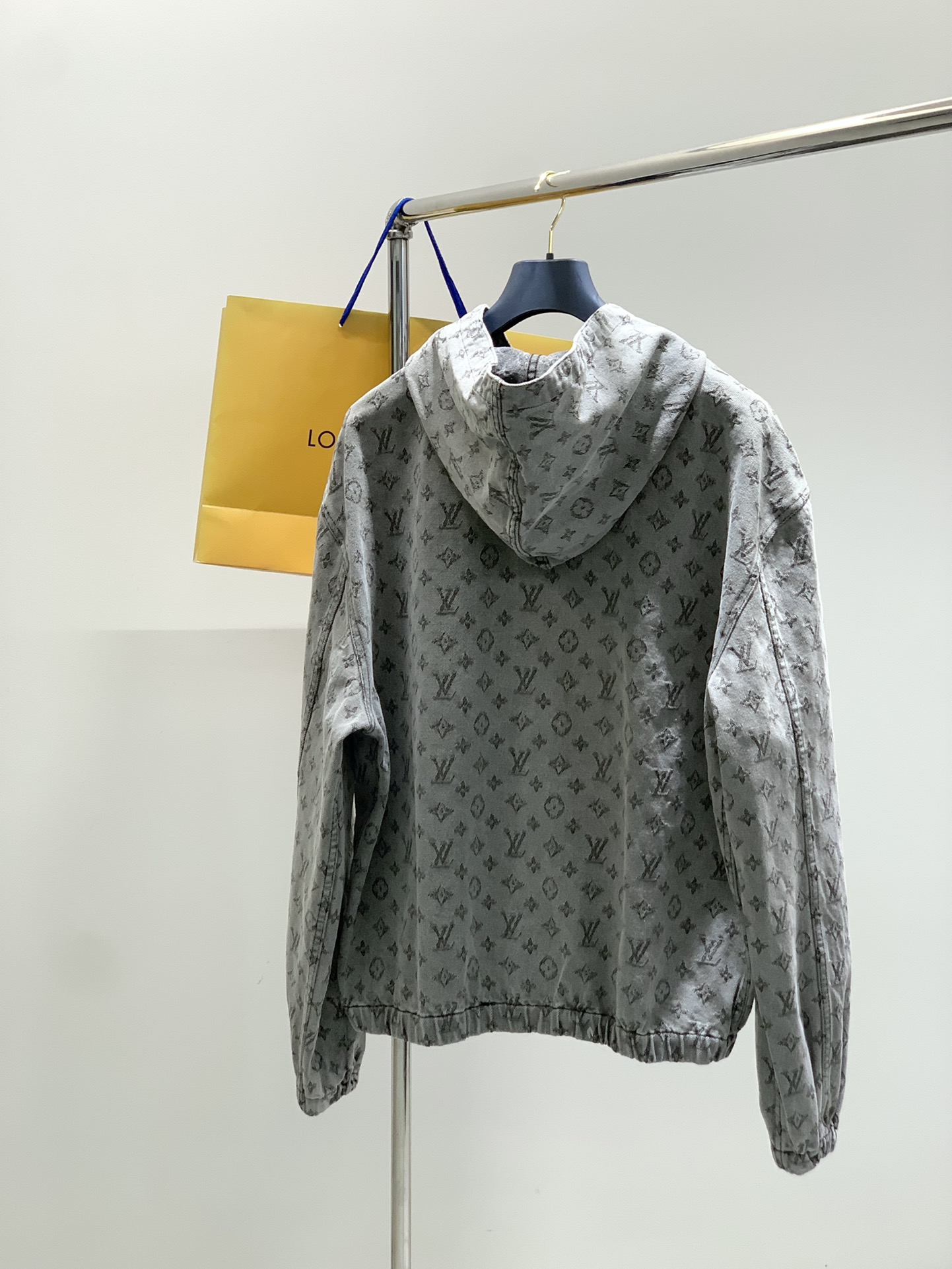 Louis Vuitton Unisex Jacket Size 46-52