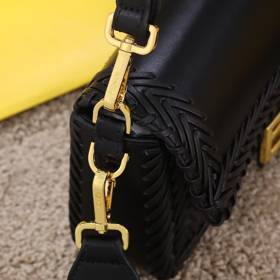 Fendi New Shoulder Bags 27*6*15cm