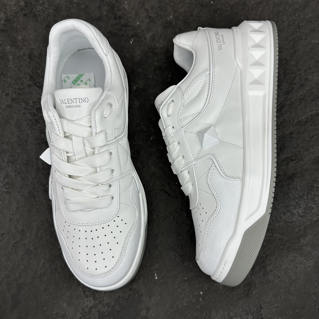 Valentino One Stud Sneaker Size 36-46