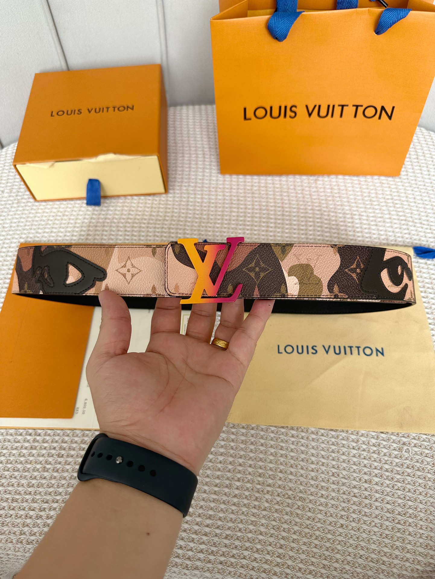 Louis Vuitton Men Belt Width 4cm