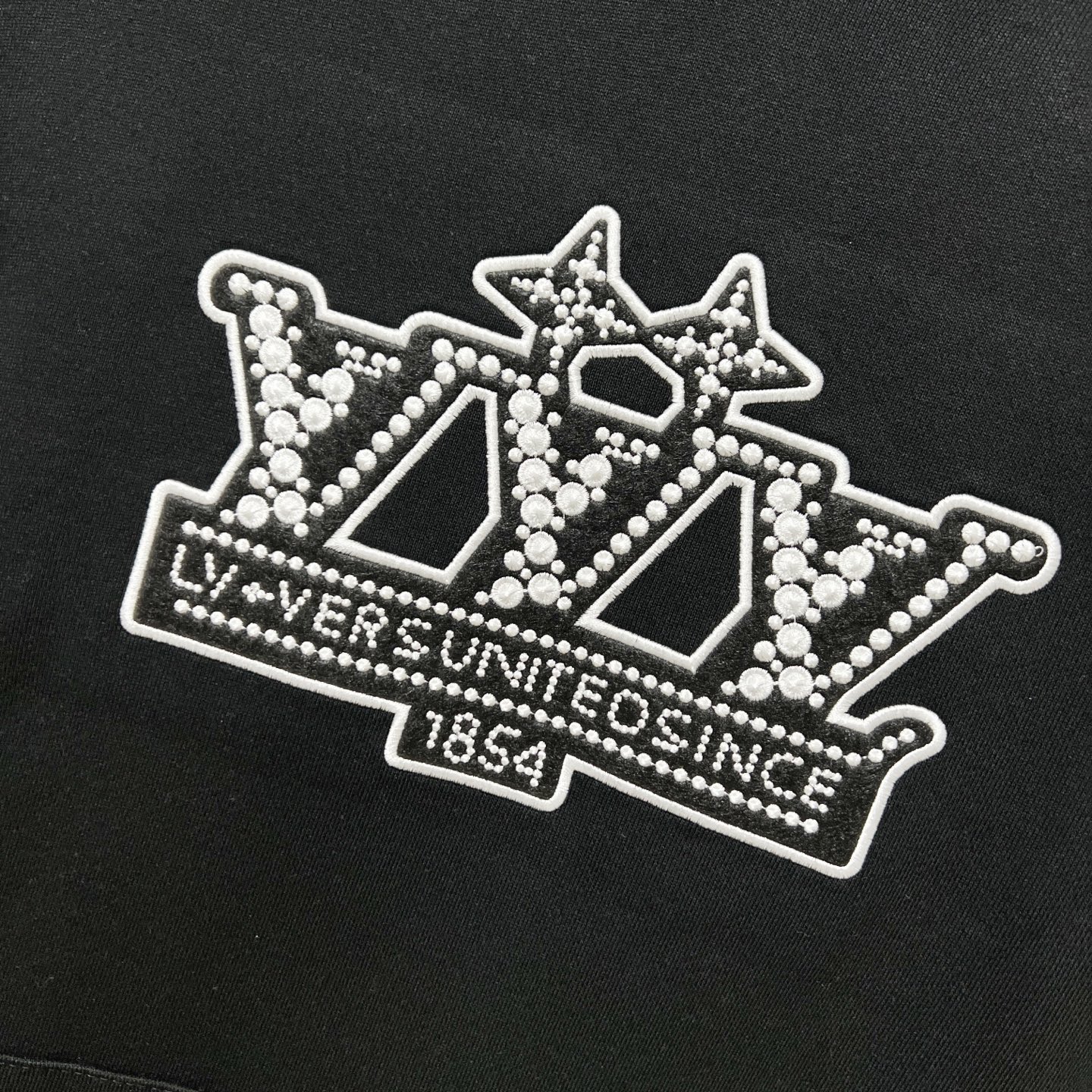 Louis Vuitton Unisex Sweatshirt Size S-XL