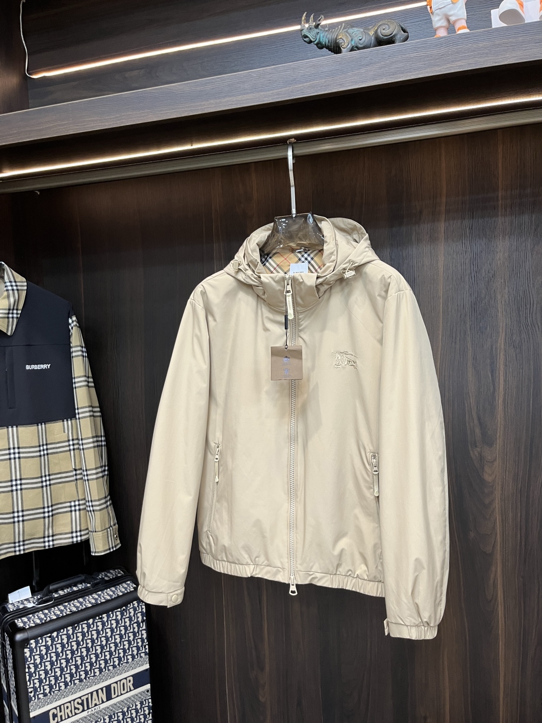 Burberry Unisex Jacket Size M-XXXL